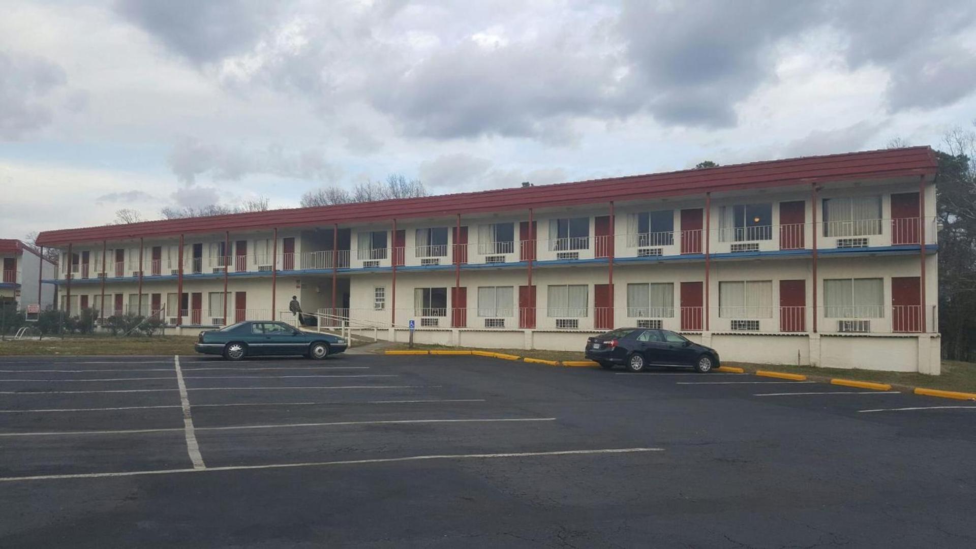 Flagship Inn photo 18