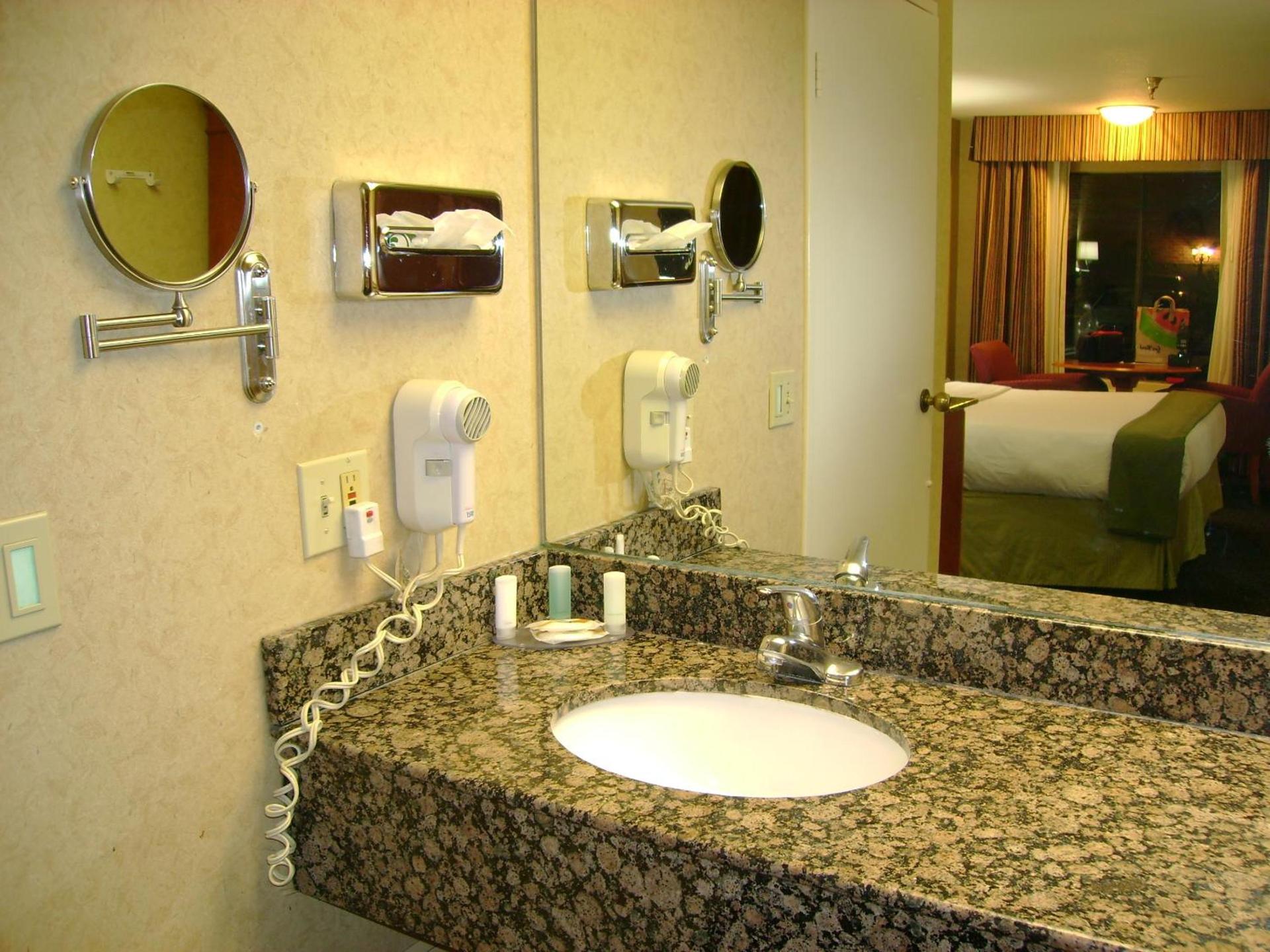 Hotel Le Reve Pasadena photo 52