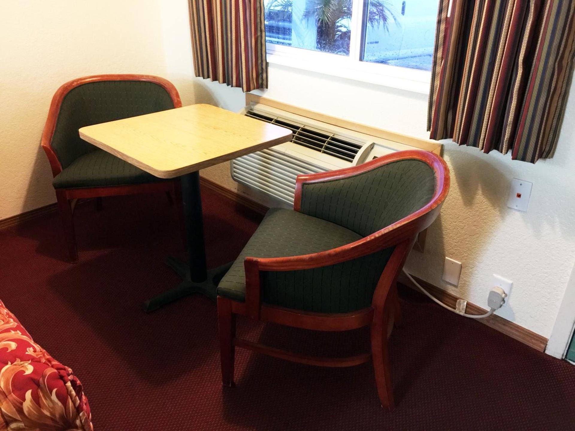 Westward Inn photo 26