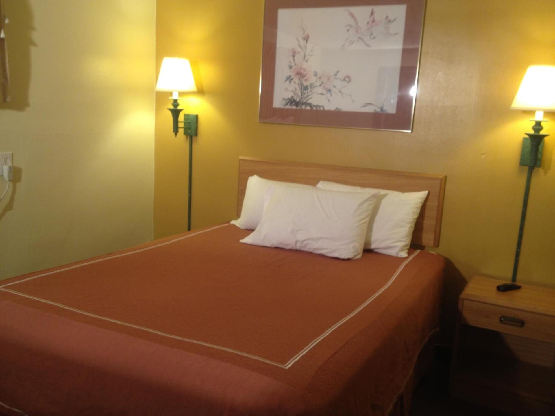 Caravan Motel photo 27