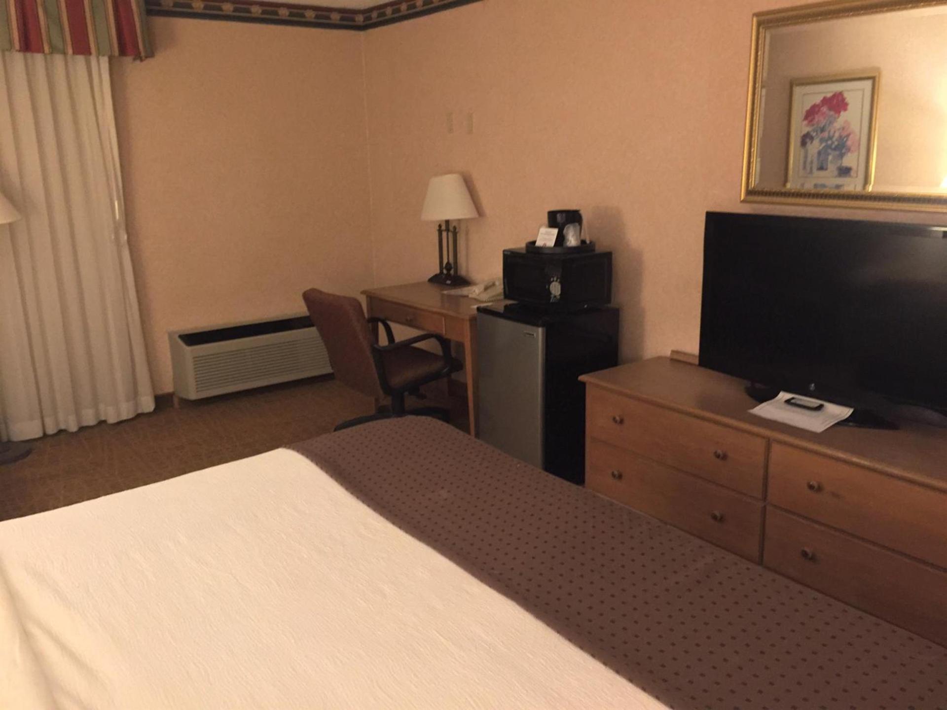 Americas Best Value Inn & Suites-Boise photo 11
