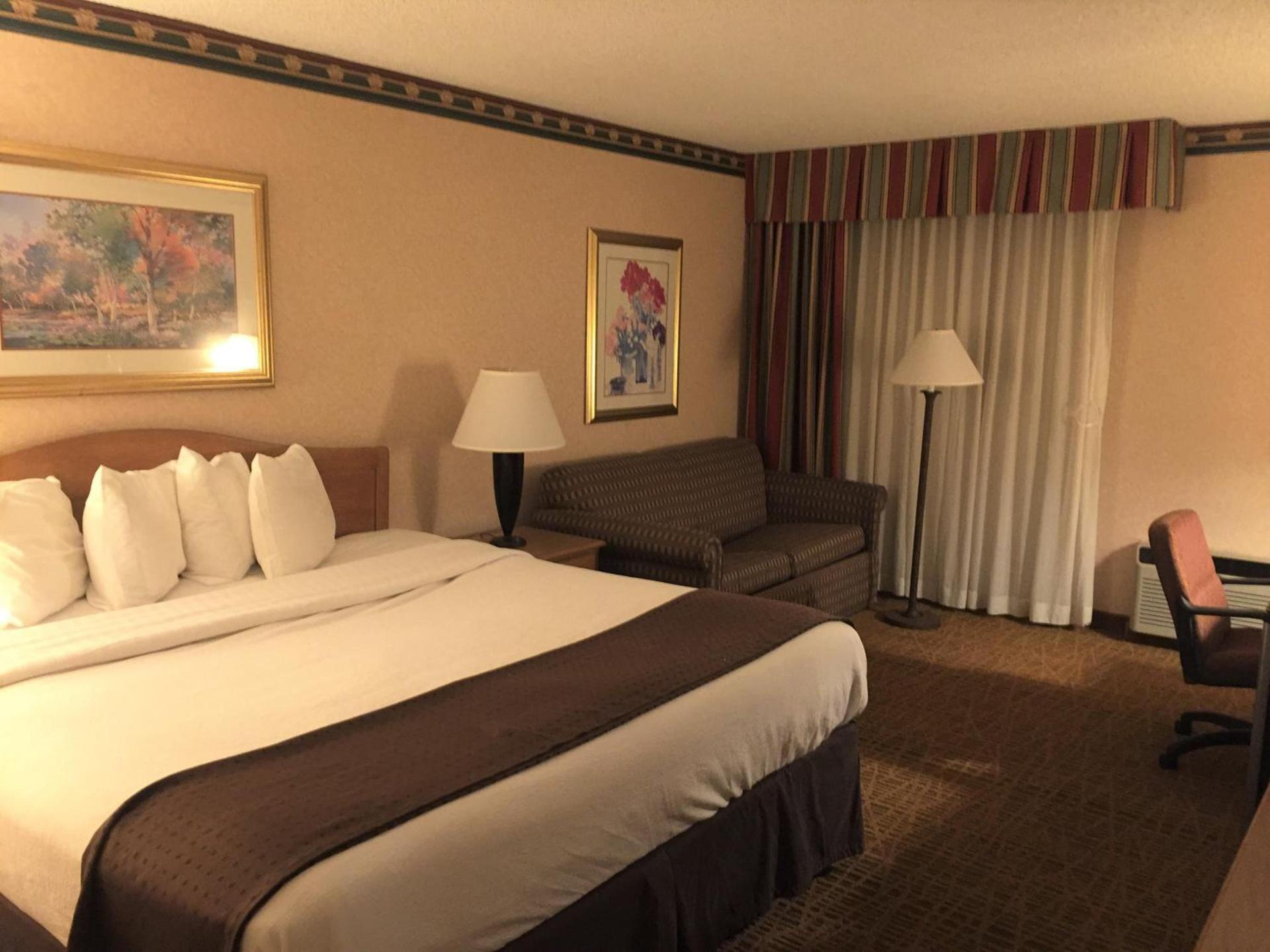 Americas Best Value Inn & Suites-Boise photo 4
