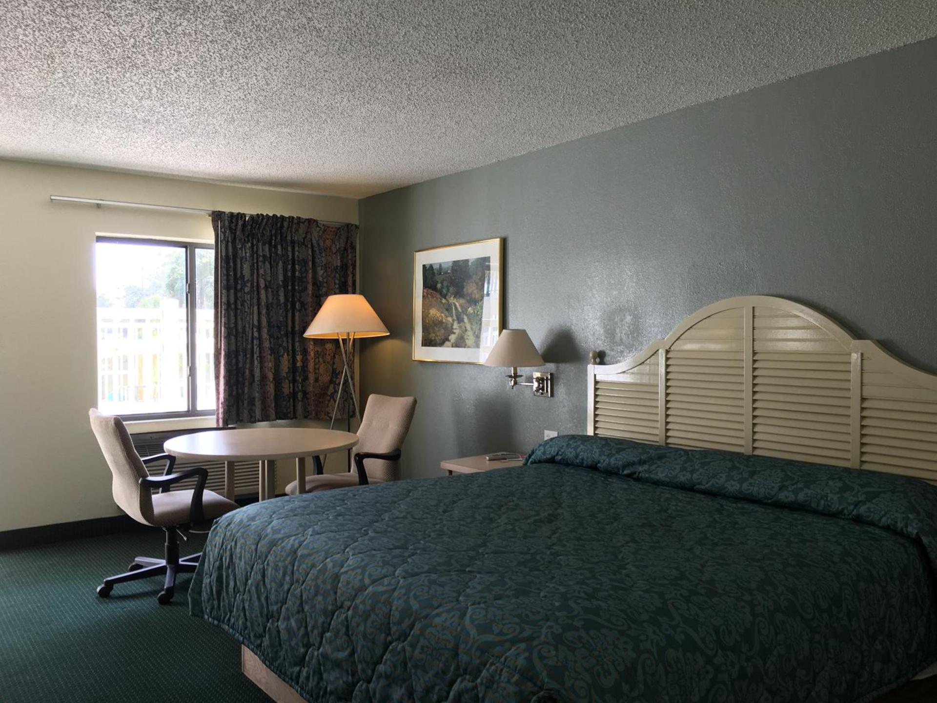 Riviera Motel photo 2