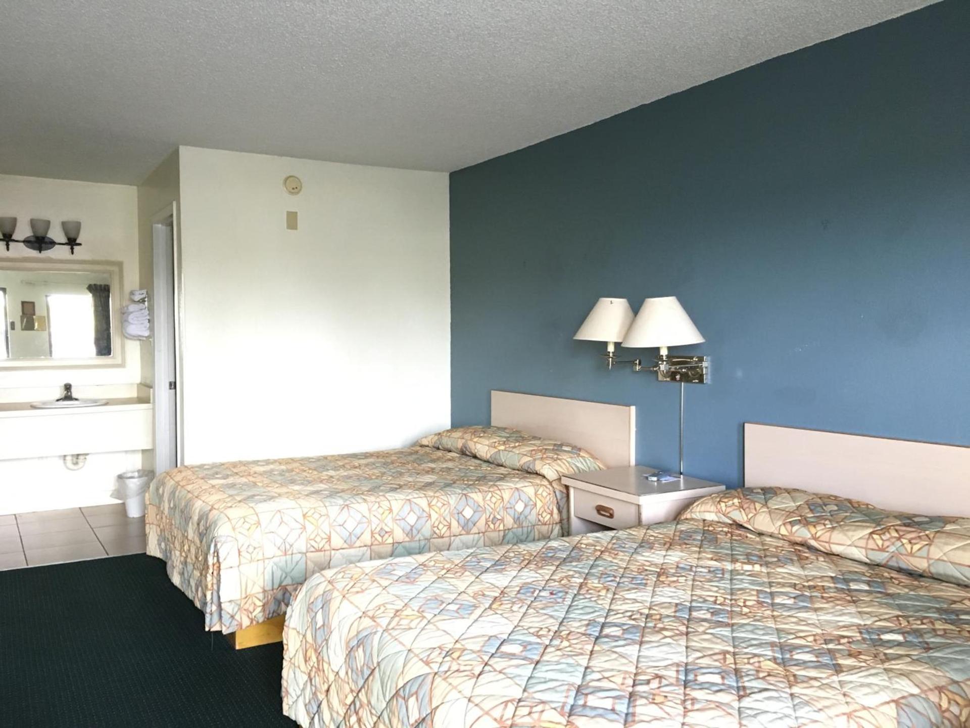Riviera Motel photo 11
