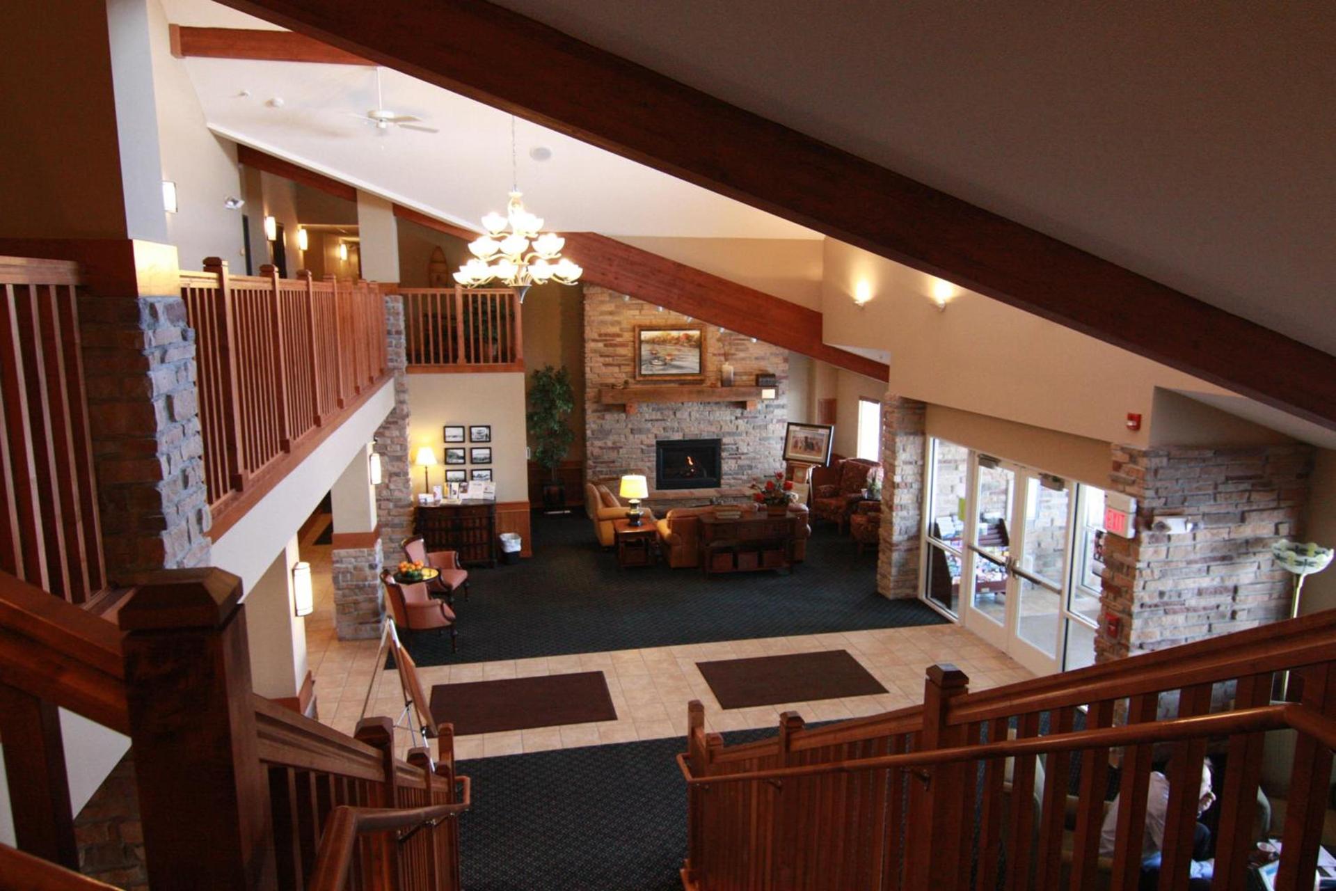 AmeriVu Inn and Suites - Waconia photo 69