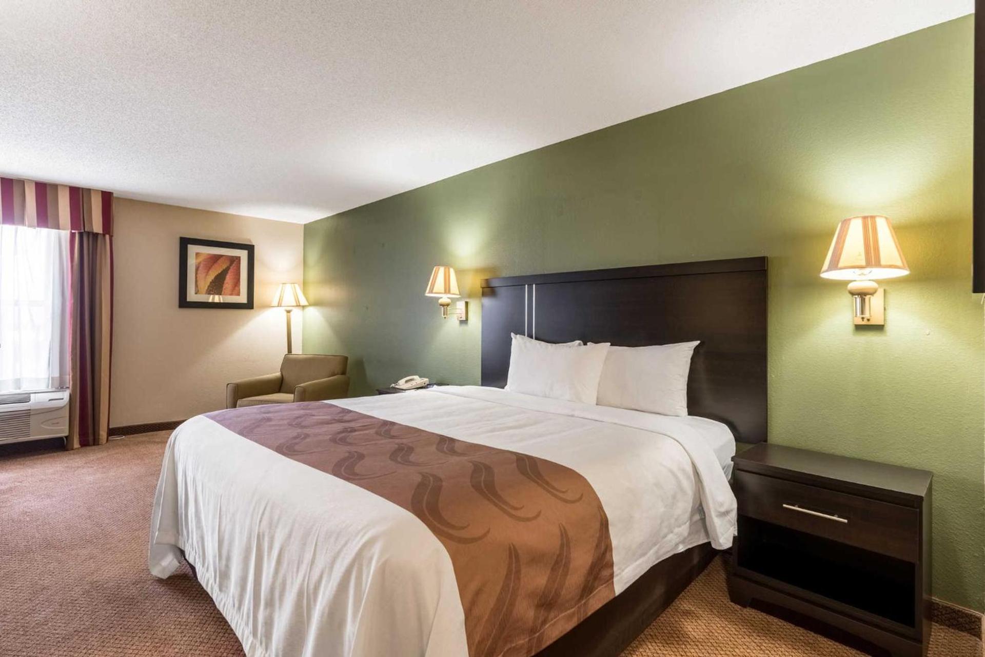 Quality Inn & Suites Clemmons I-40 photo 16