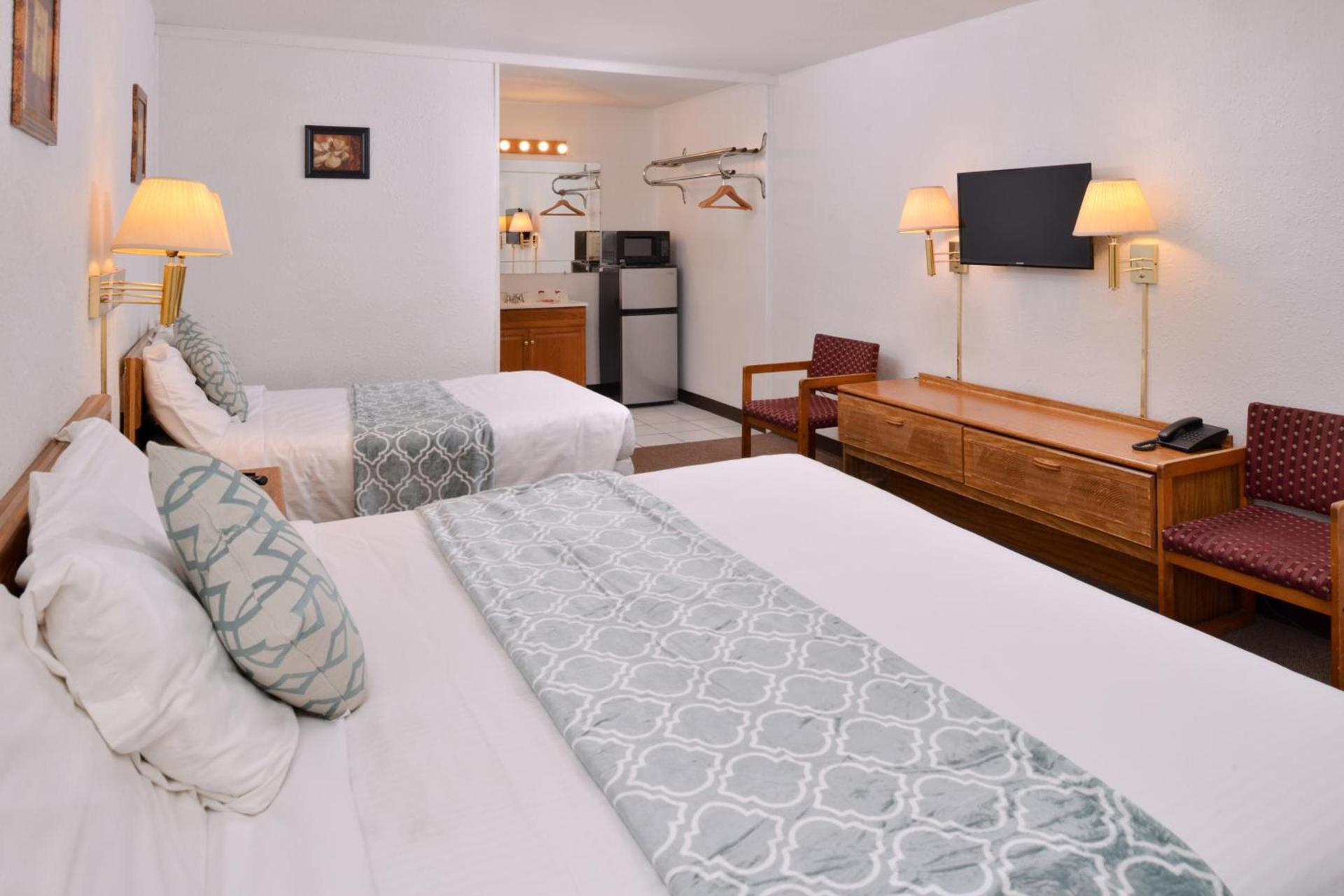 Red Carpet Inn Battleboro photo 8