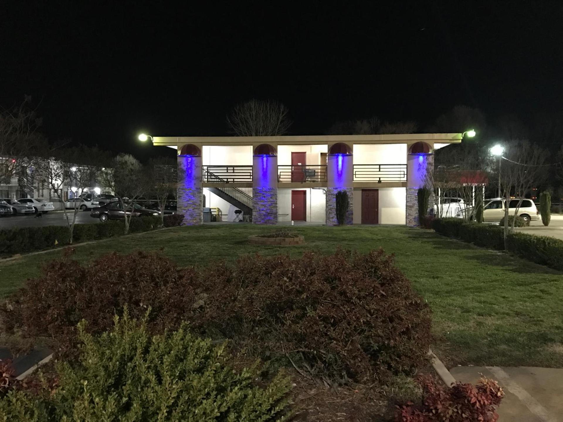 Royal Regency Inn photo 32
