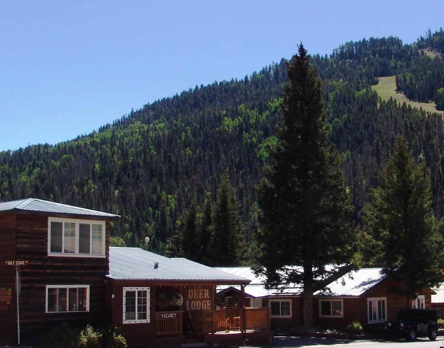 Deer Lodge photo 15