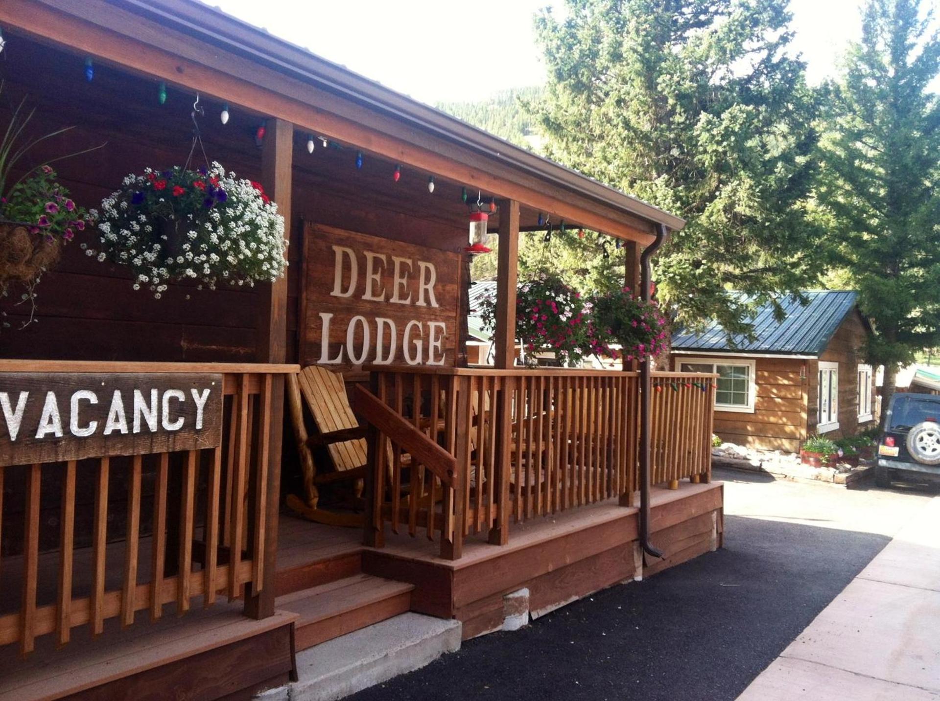 Deer Lodge — hotel in Red River