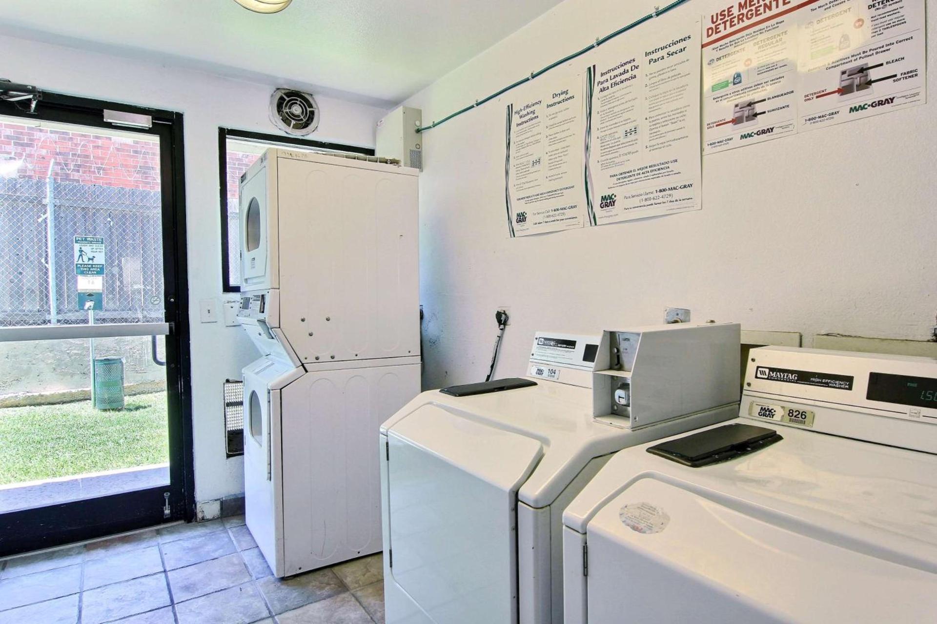 Motel 6-Austin, TX - North Central photo 23