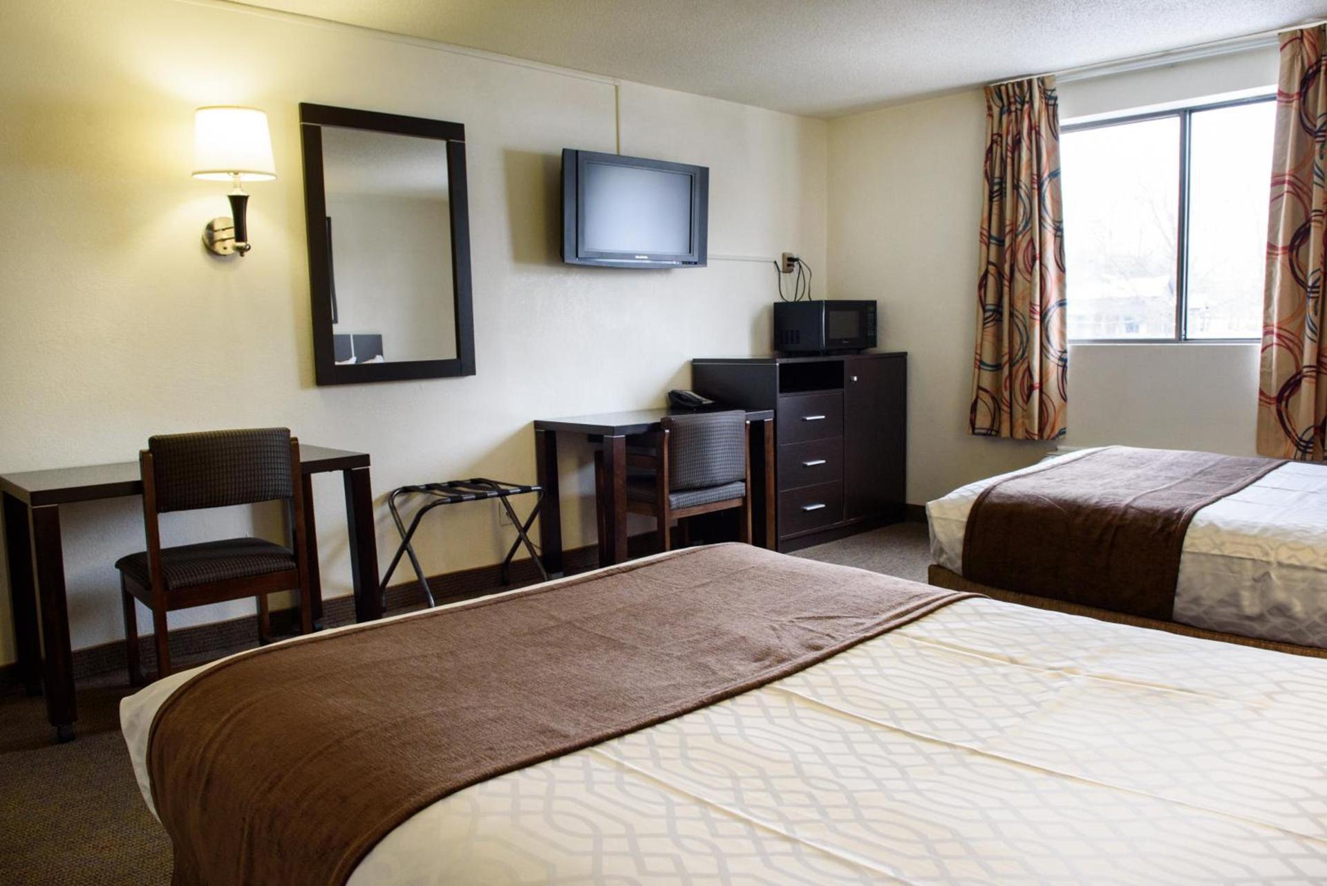 Americas Best Value Inn New Paltz photo 10
