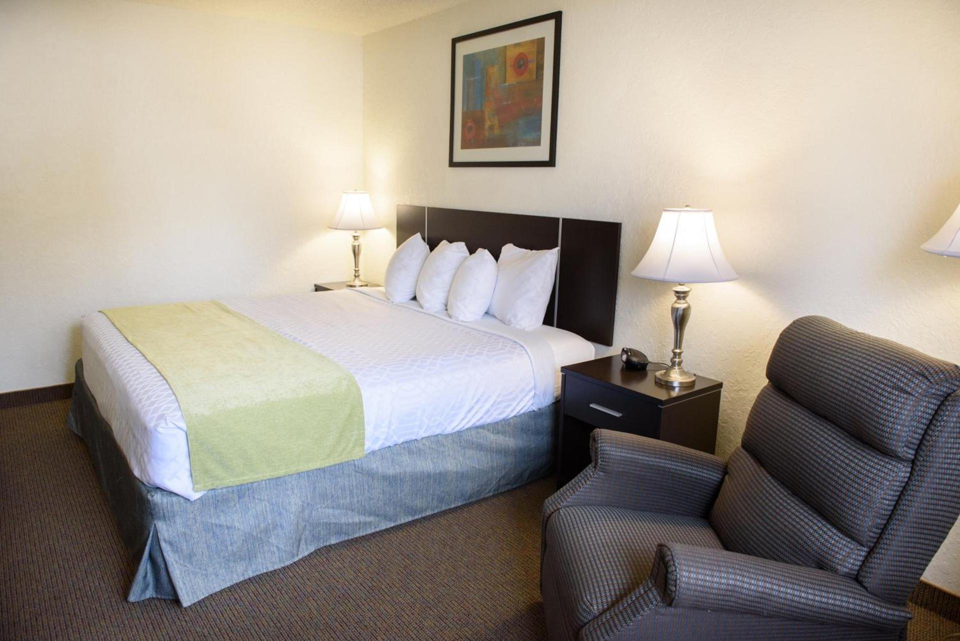 Americas Best Value Inn New Paltz photo 20