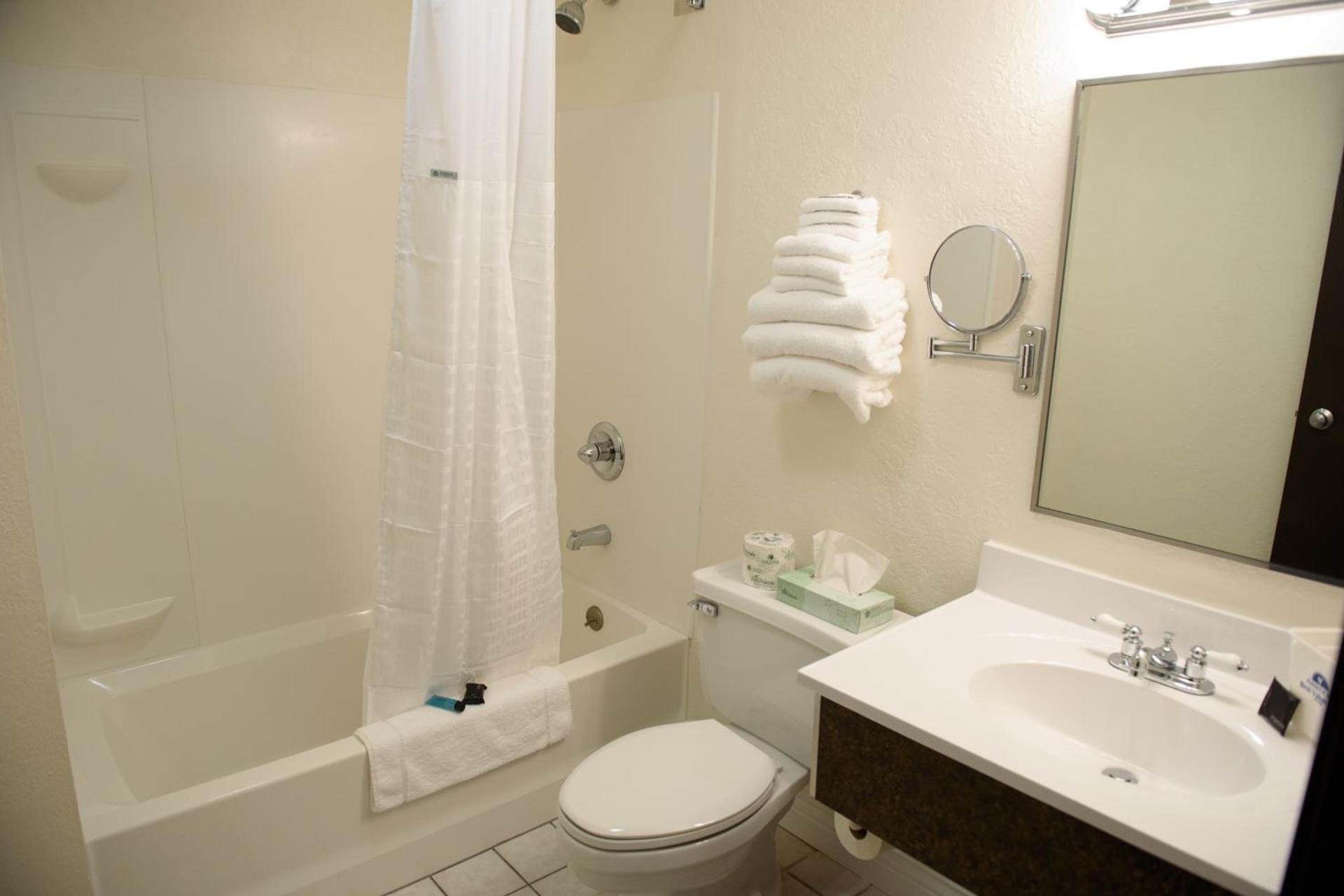 Americas Best Value Inn New Paltz photo 29