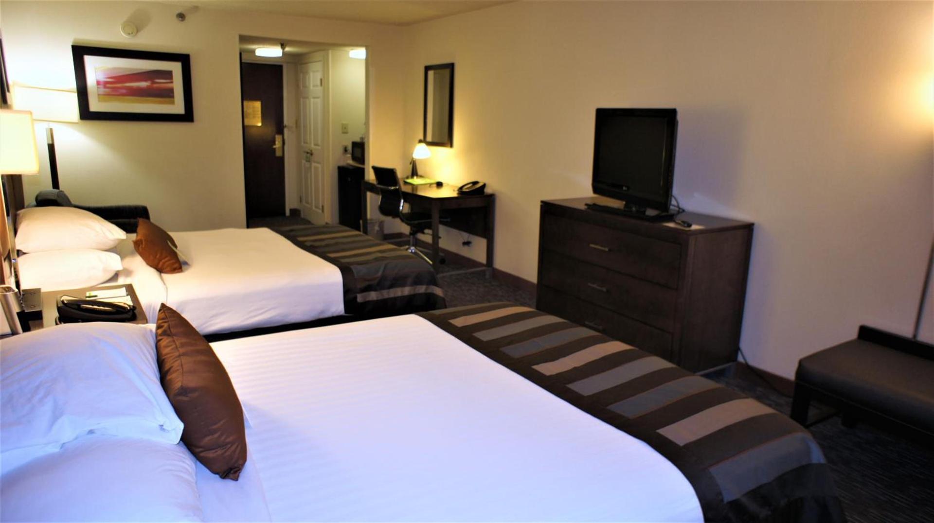 Wingate by Wyndham - Chattanooga photo 11