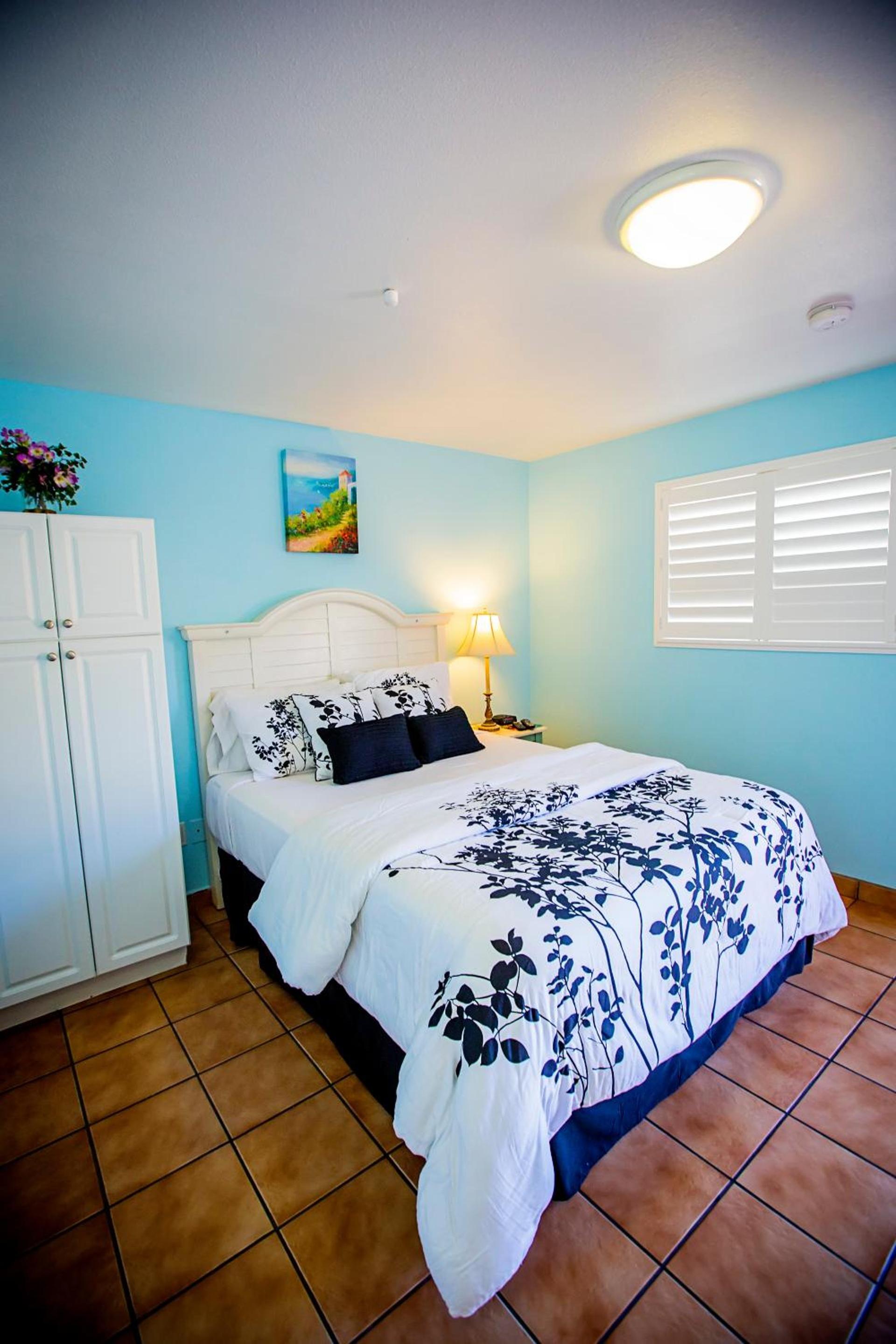 Leucadia Beach Inn photo 10