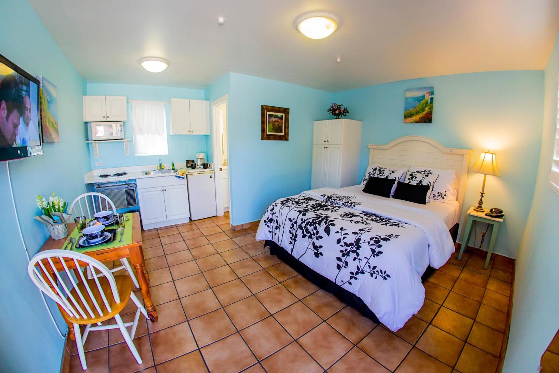 Leucadia Beach Inn photo 9