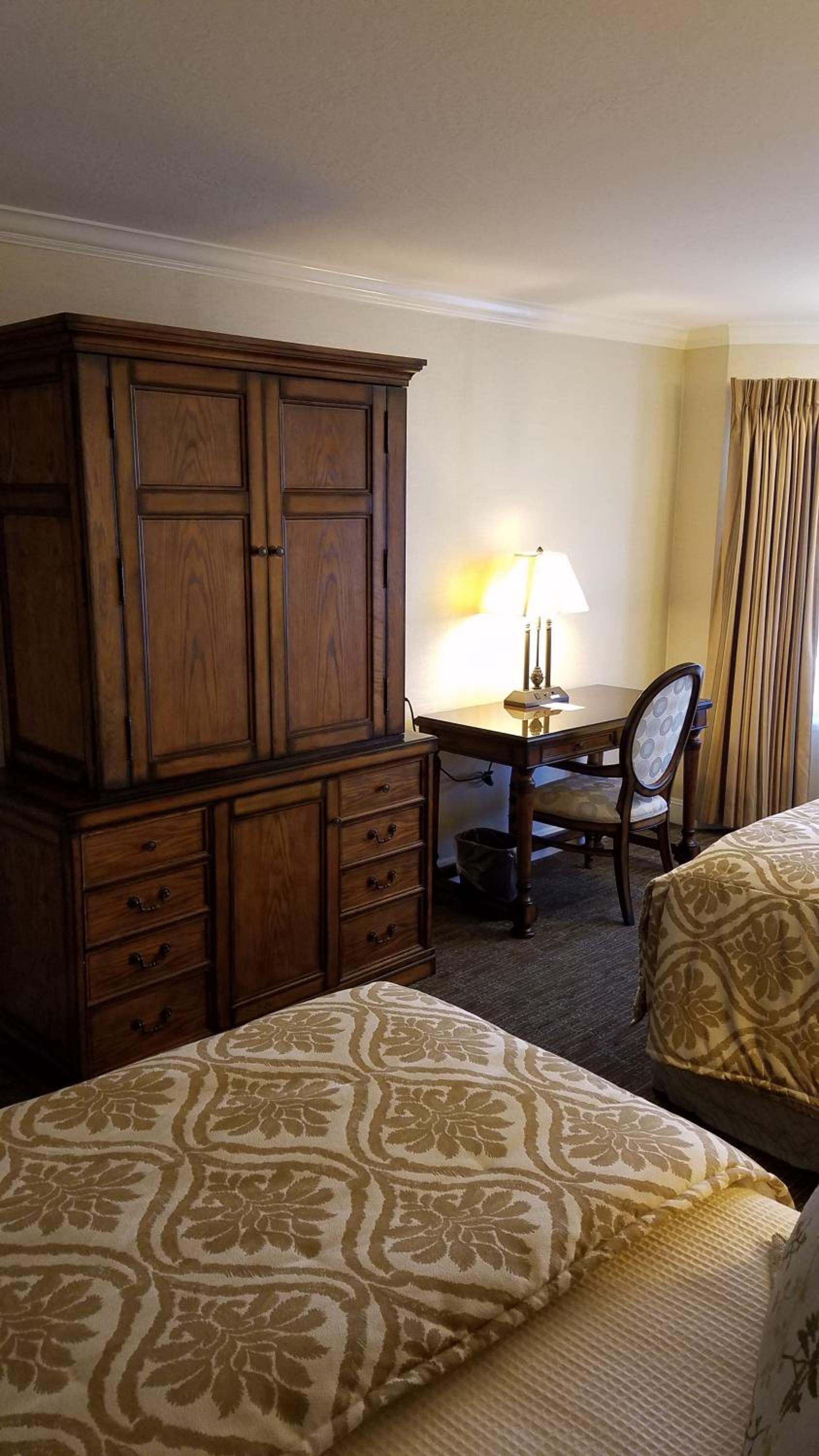 Chelsea Inn photo 57