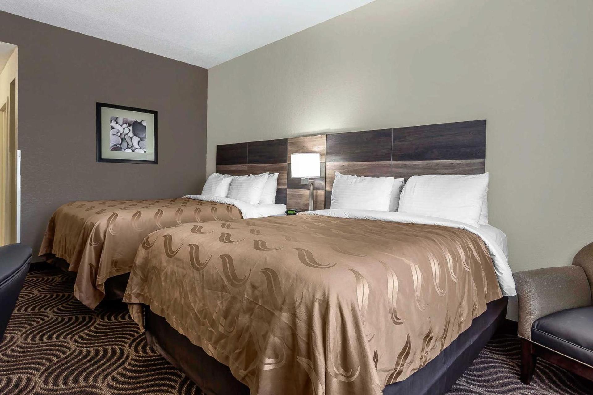 Quality Inn & Suites Salisbury South photo 17