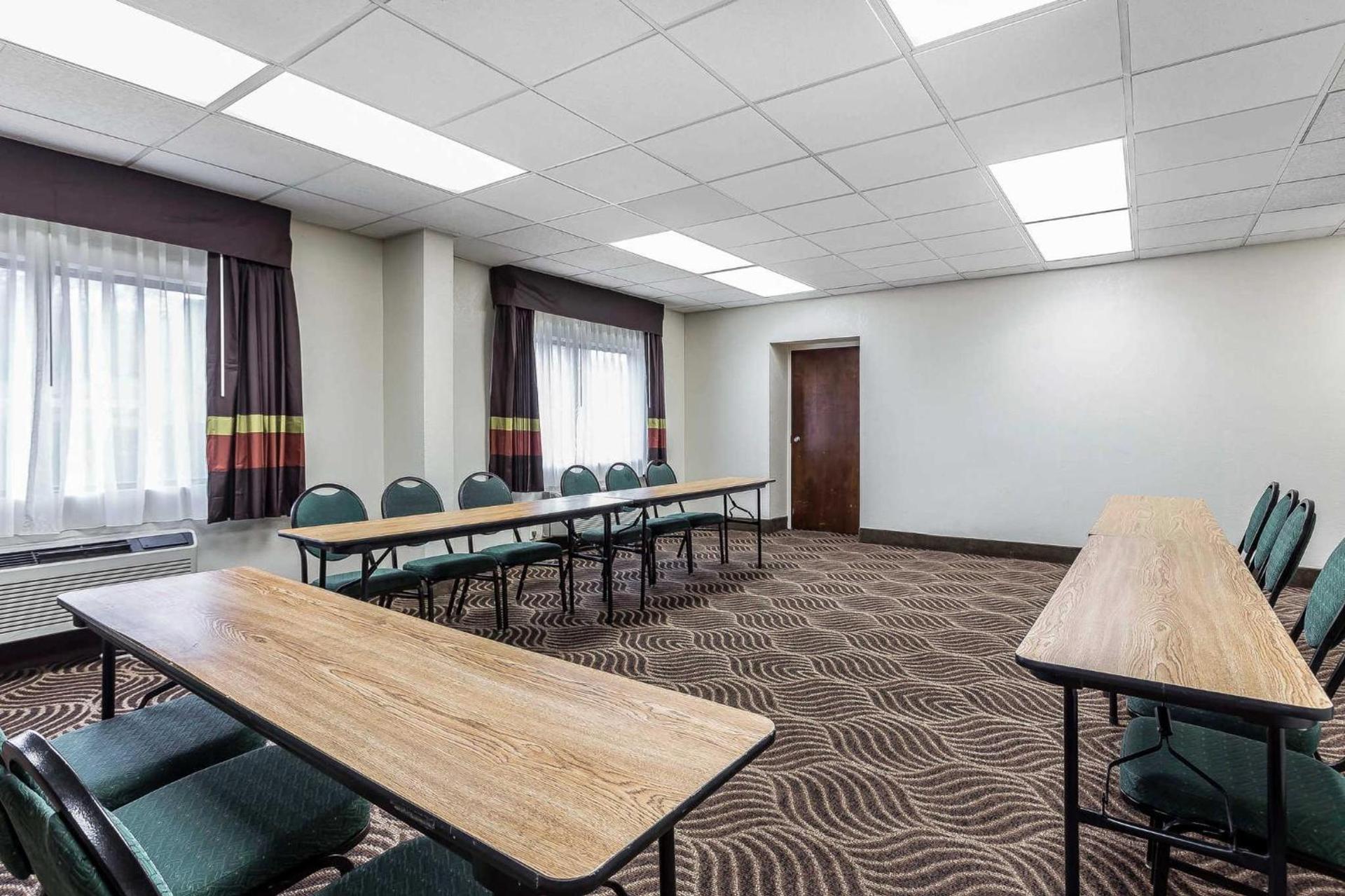 Quality Inn & Suites Salisbury South photo 7