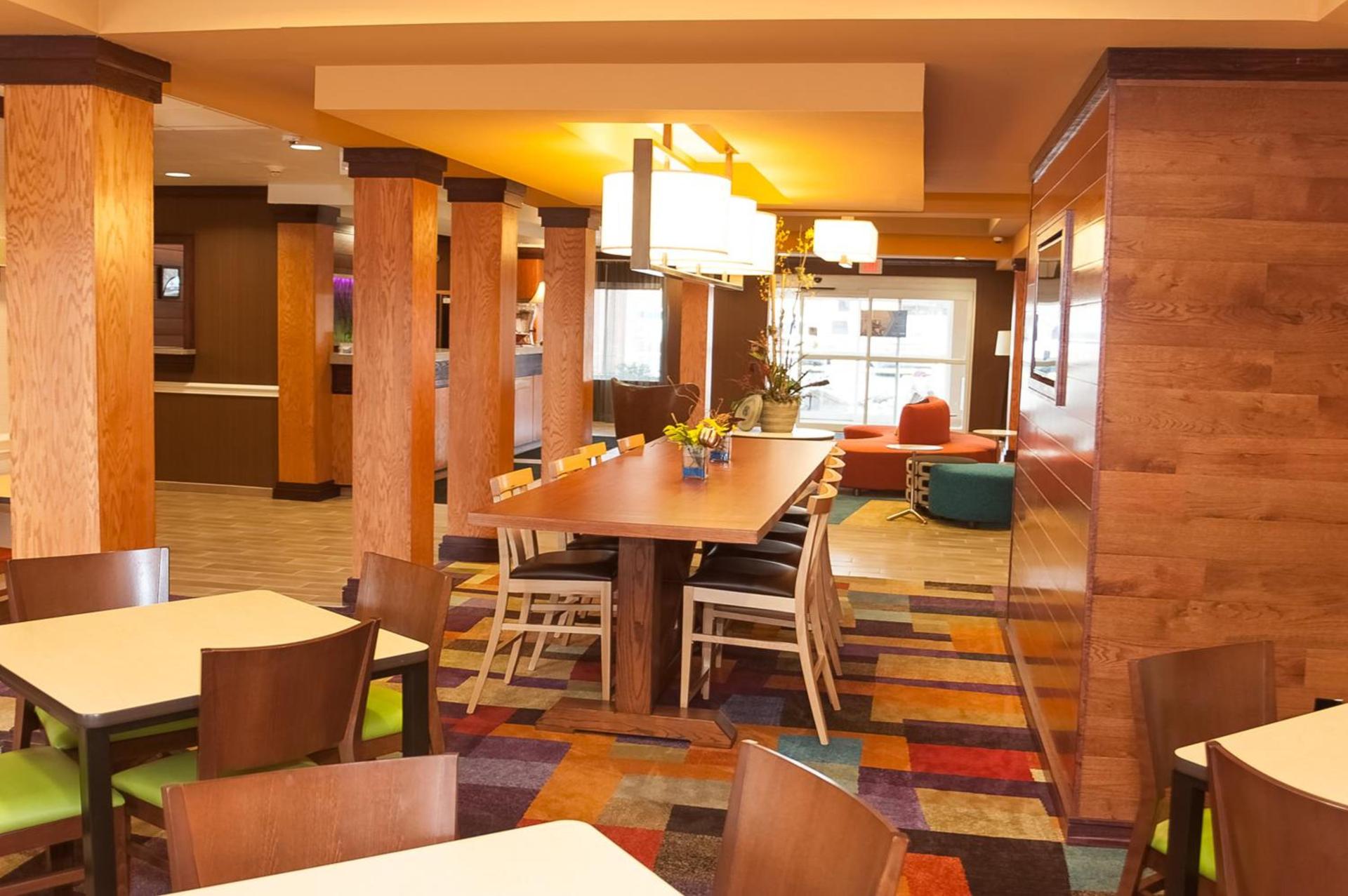 Comfort Inn & Suites Akron South photo 4