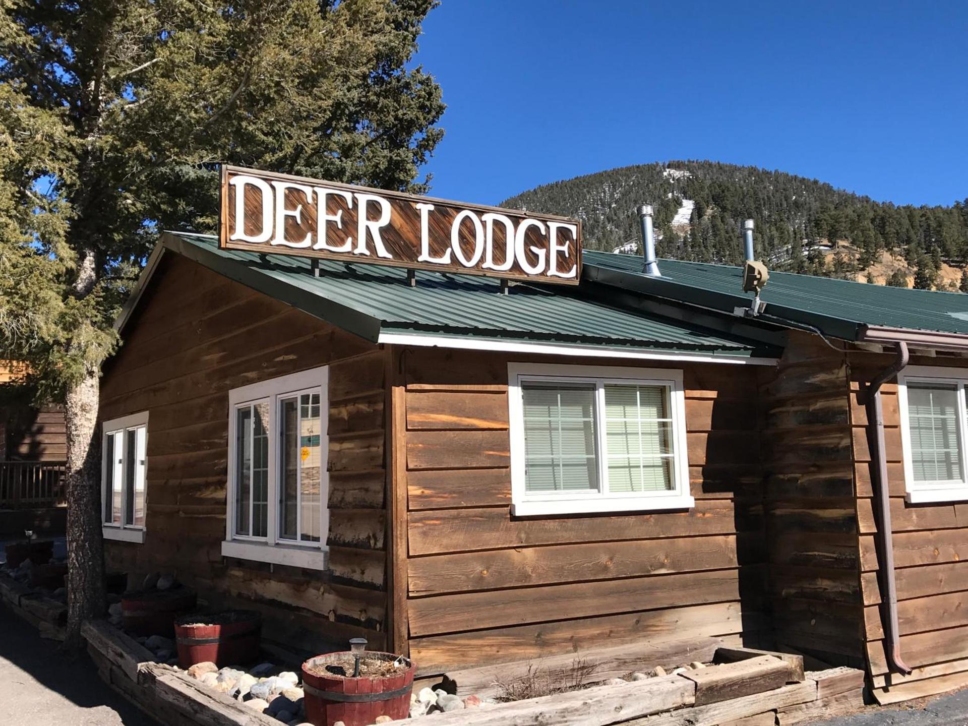 Deer Lodge photo 14