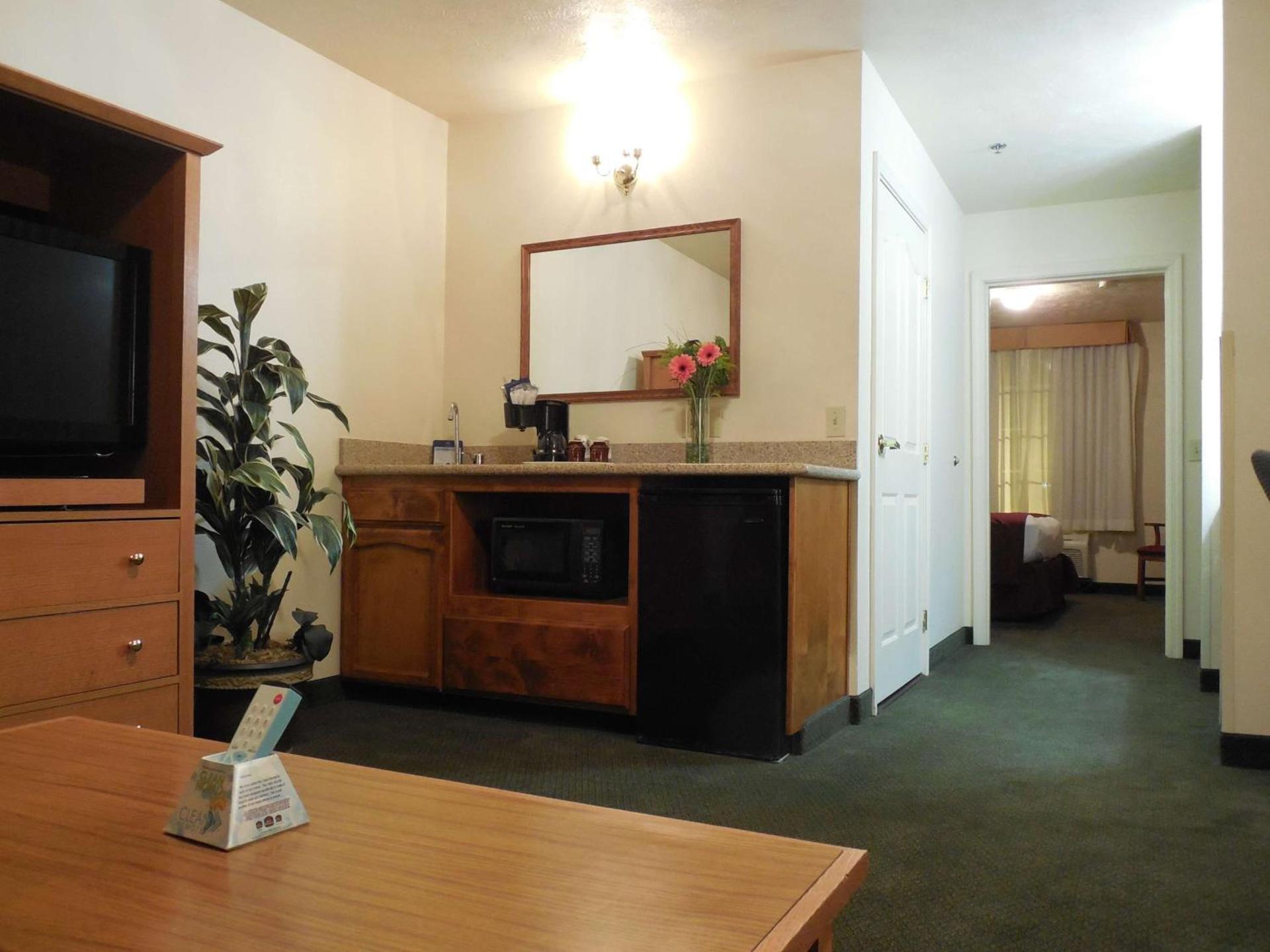 Best Western John Jay Inn photo 2