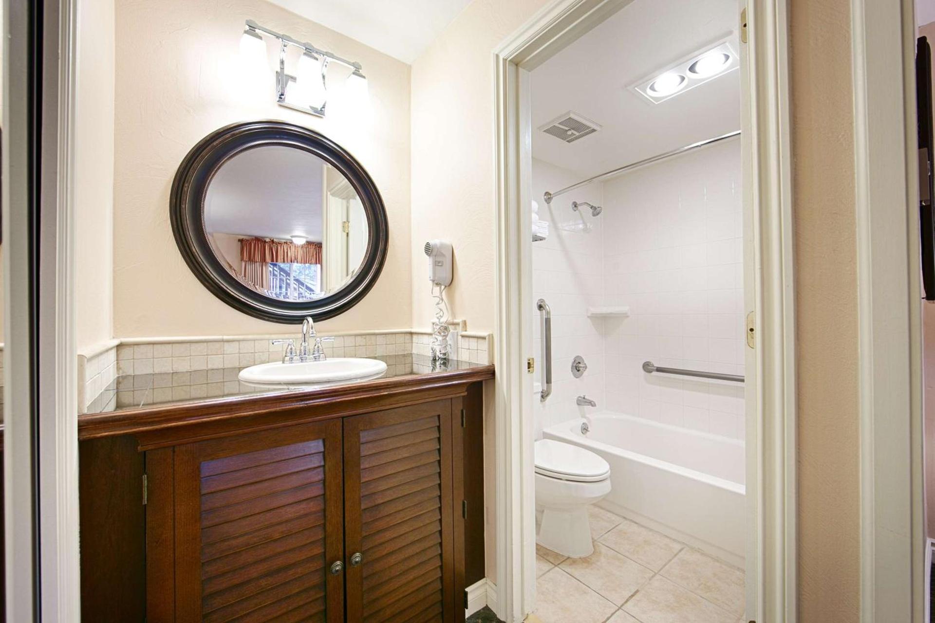 Best Western Country Lane Inn photo 34