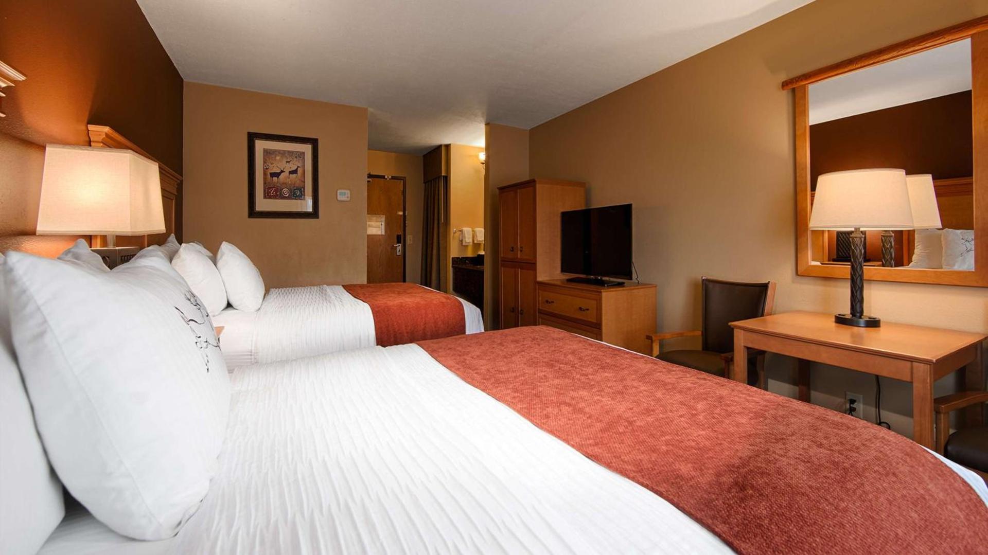 Best Western Plus Deer Park Hotel and Suites photo 17