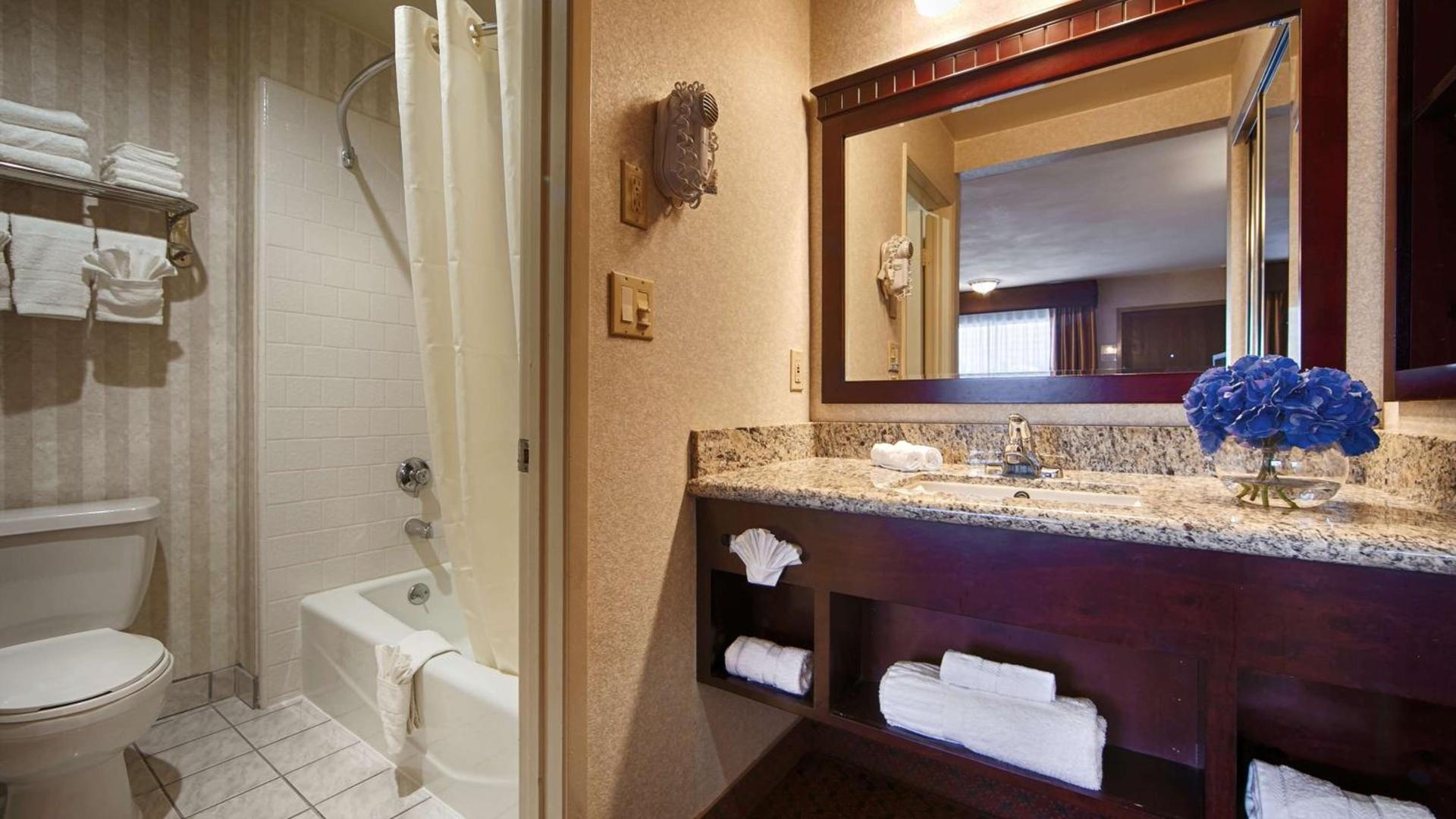 Best Western Pasadena Inn photo 20