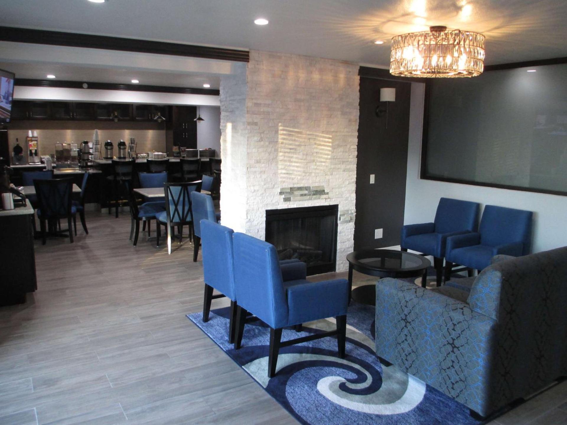 Best Western Plus Diamond Valley Inn photo 12