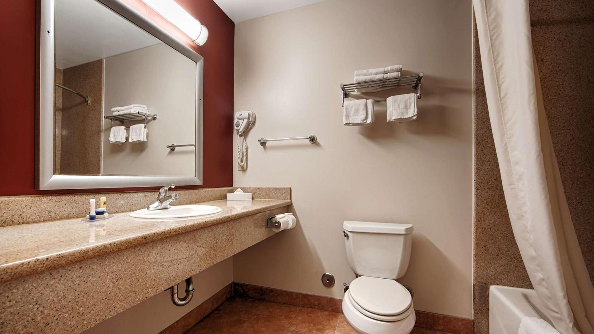 Best Western Burbank Airport Inn photo 3