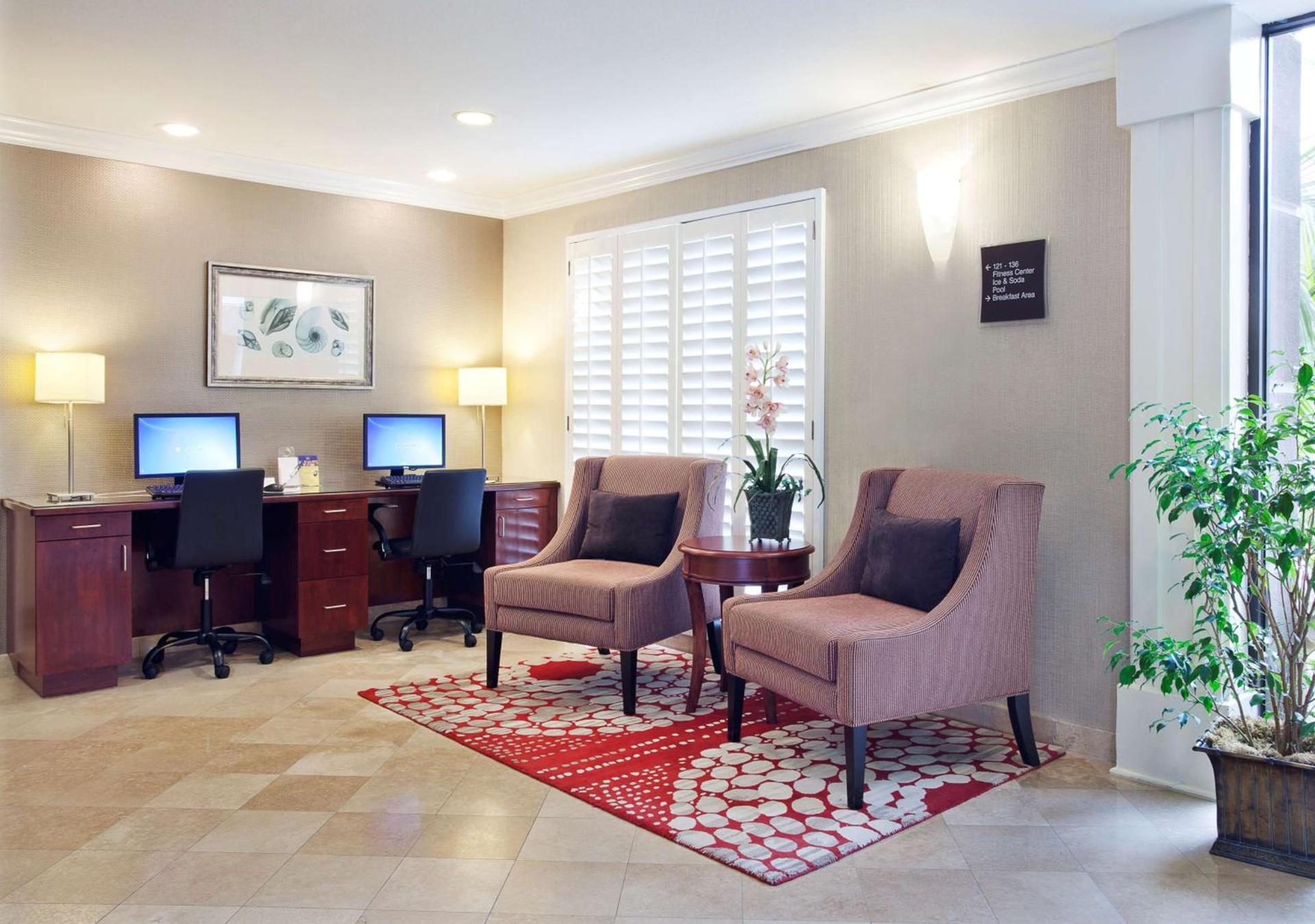 Best Western Plus Marina Shores Hotel photo 21