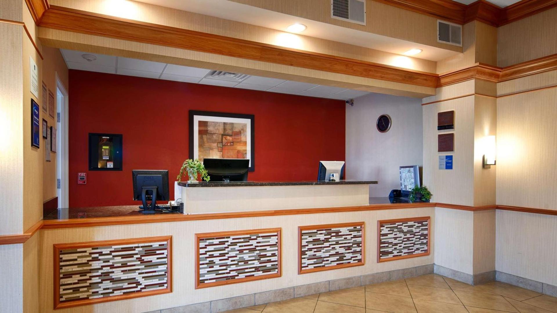 Best Western Plus Pontoon Beach photo 5
