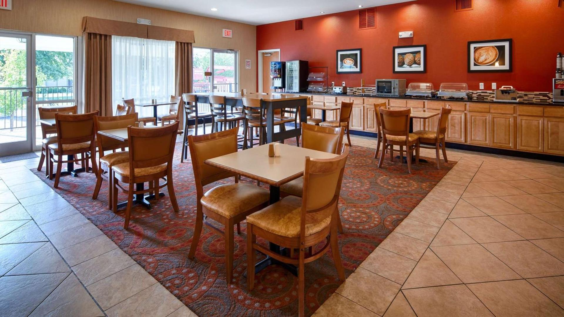 Best Western Plus Pontoon Beach photo 6