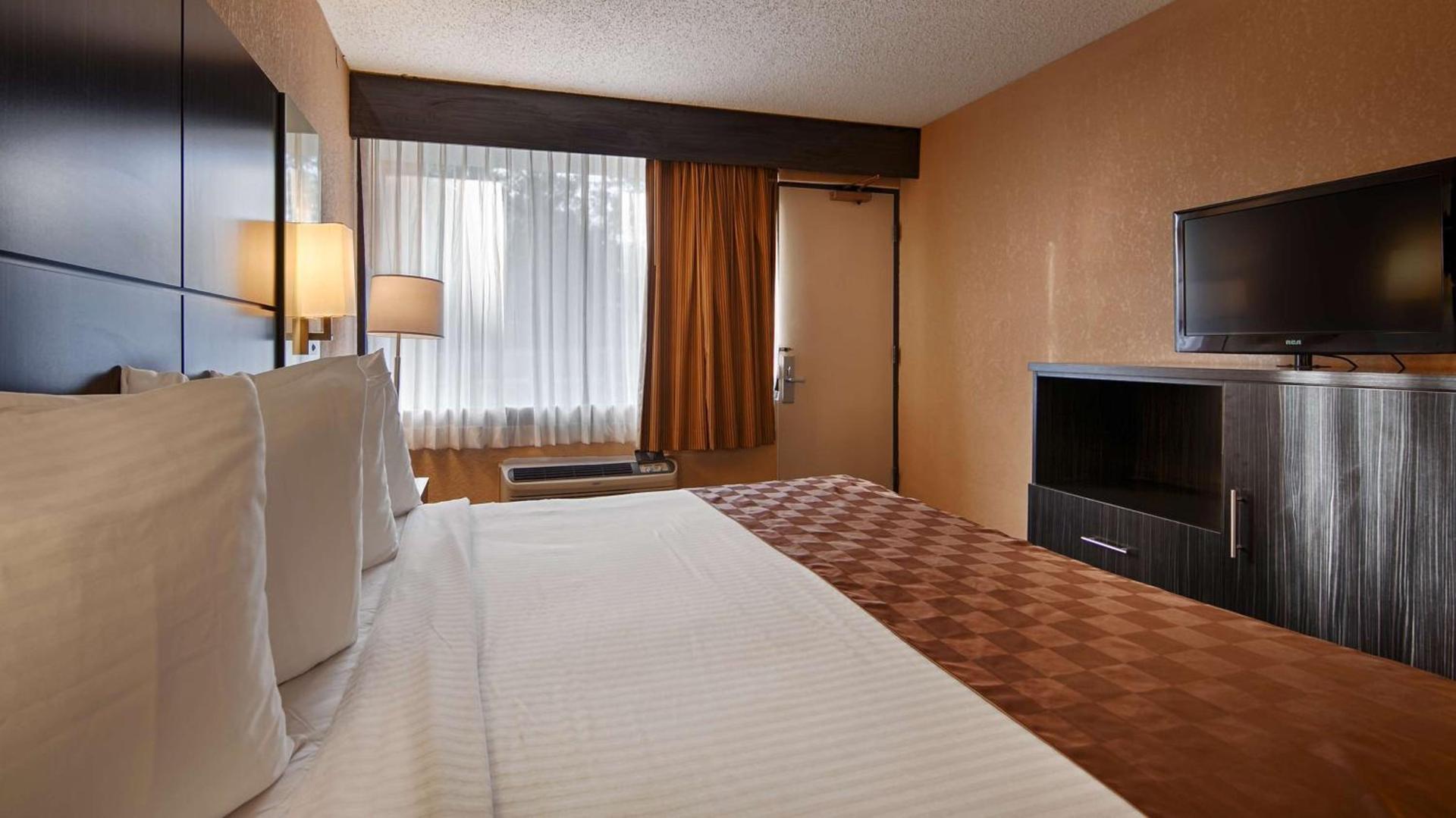 Best Western Executive Inn photo 17