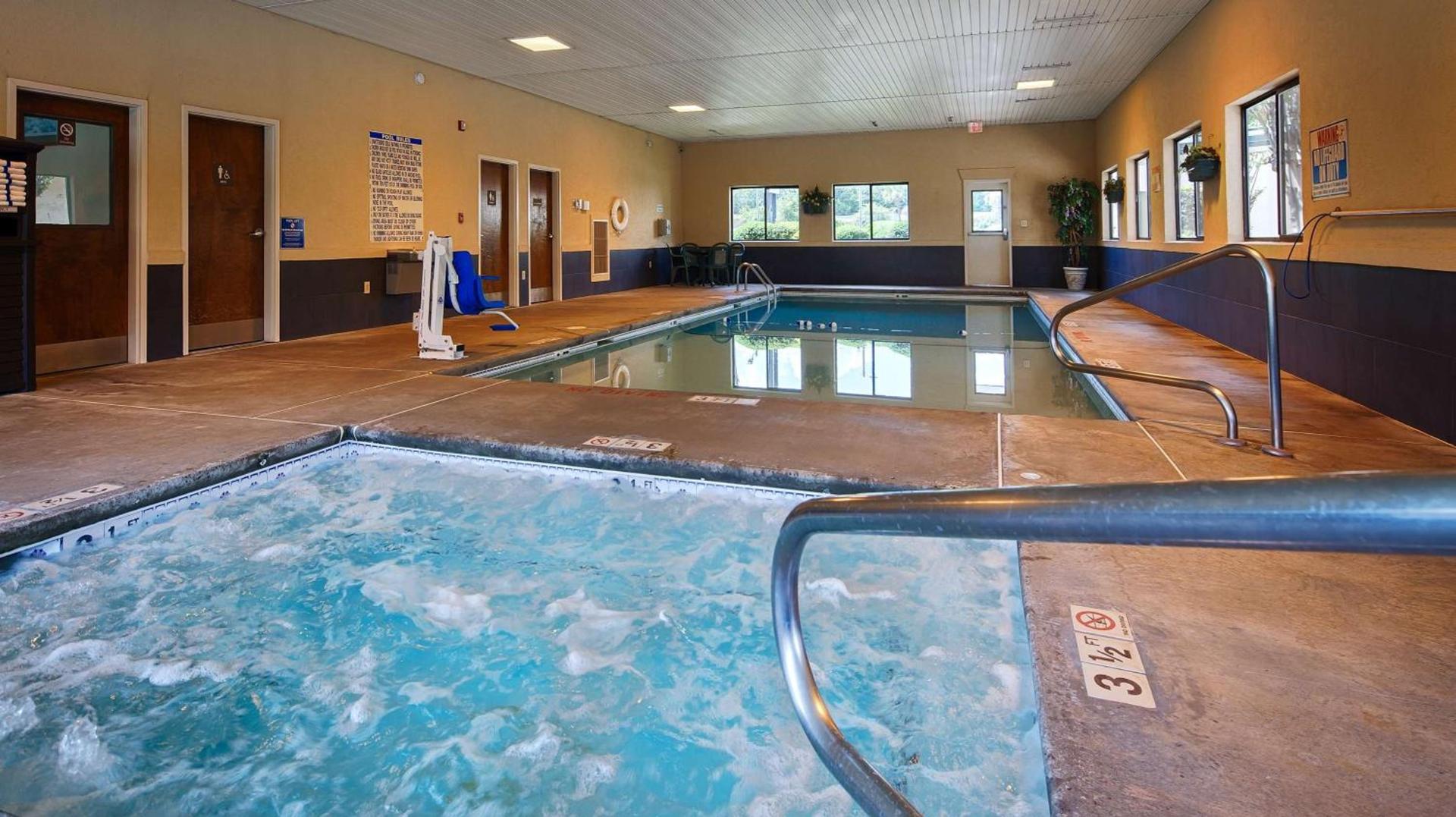 Best Western Inn & Suites of Macon photo 2