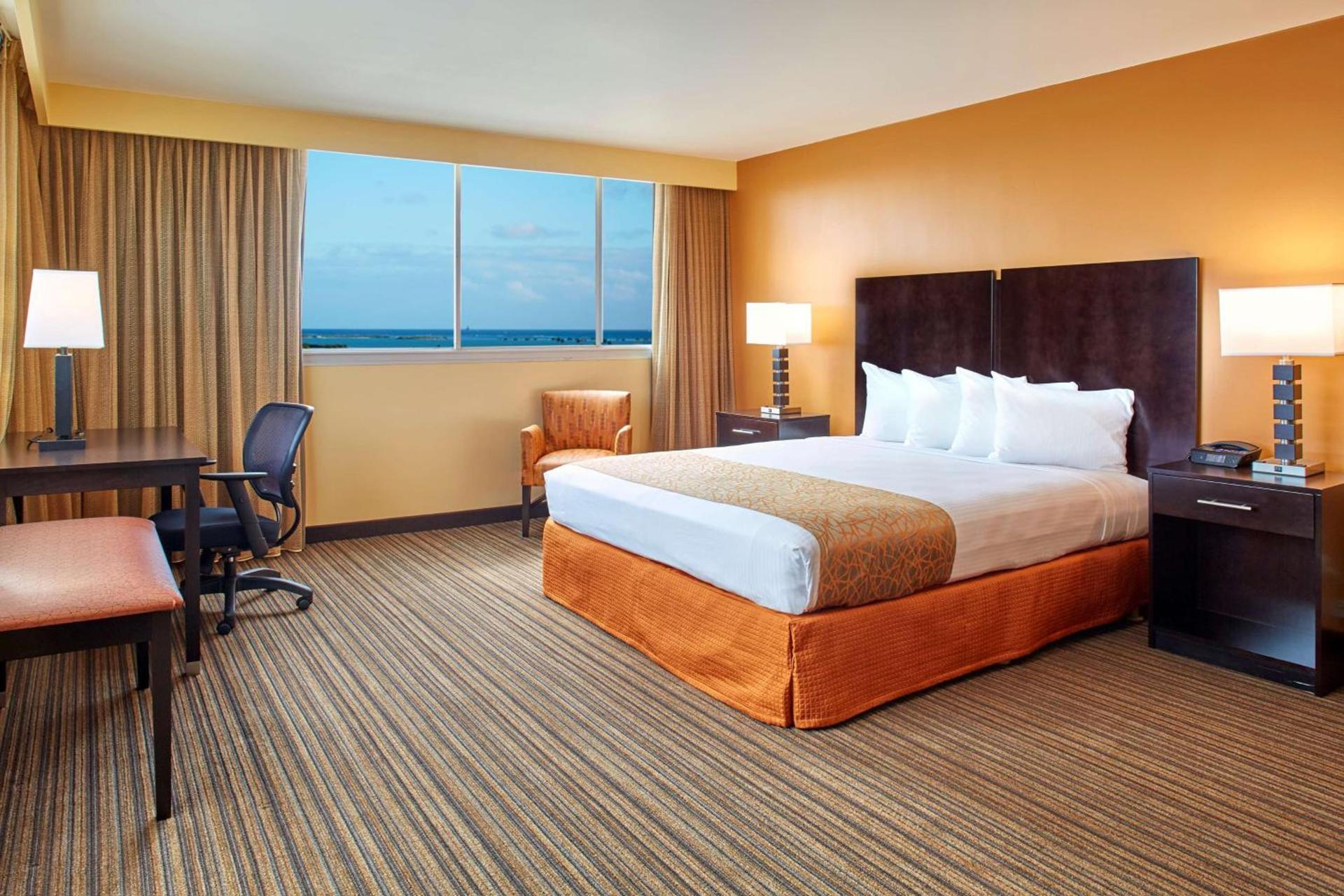 Best Western The Plaza Hotel Honolulu Airport - Free Breakfast photo 30