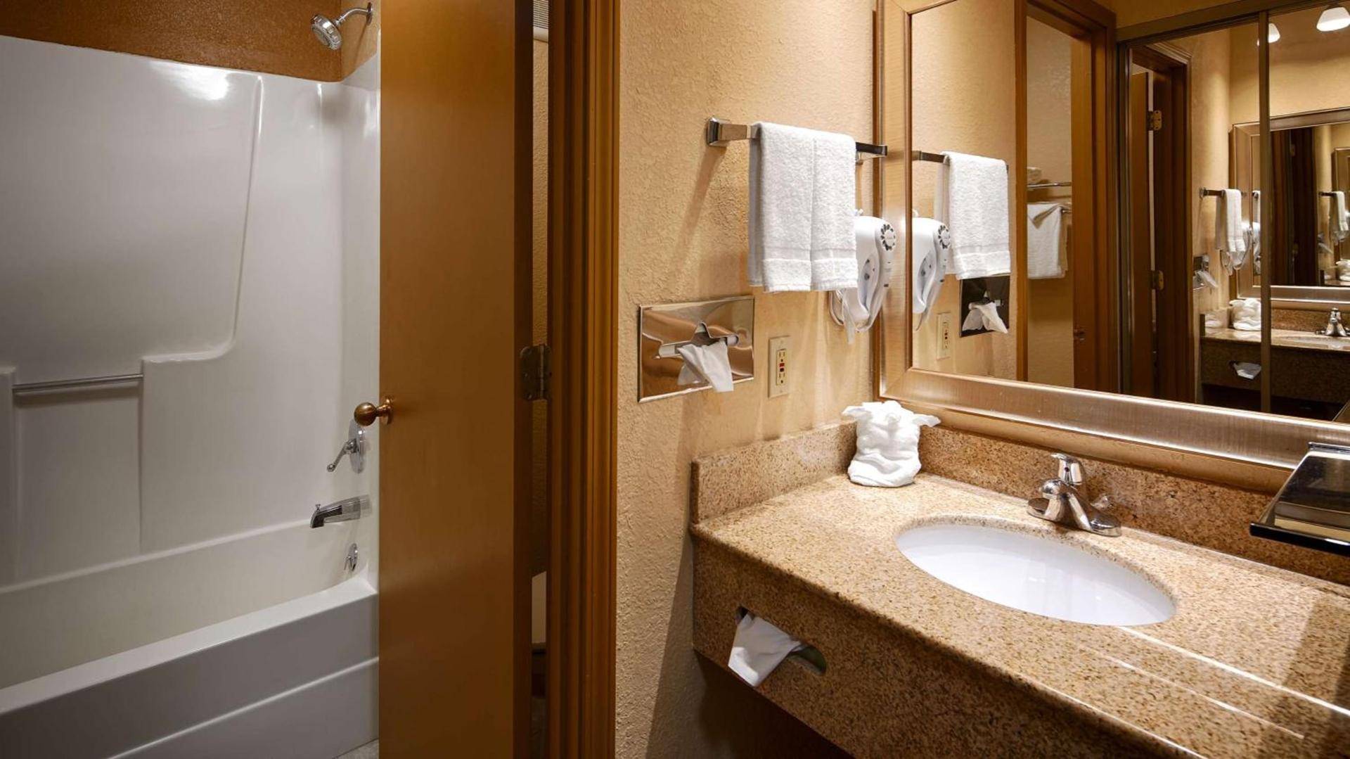 Best Western Martinsville Inn photo 15