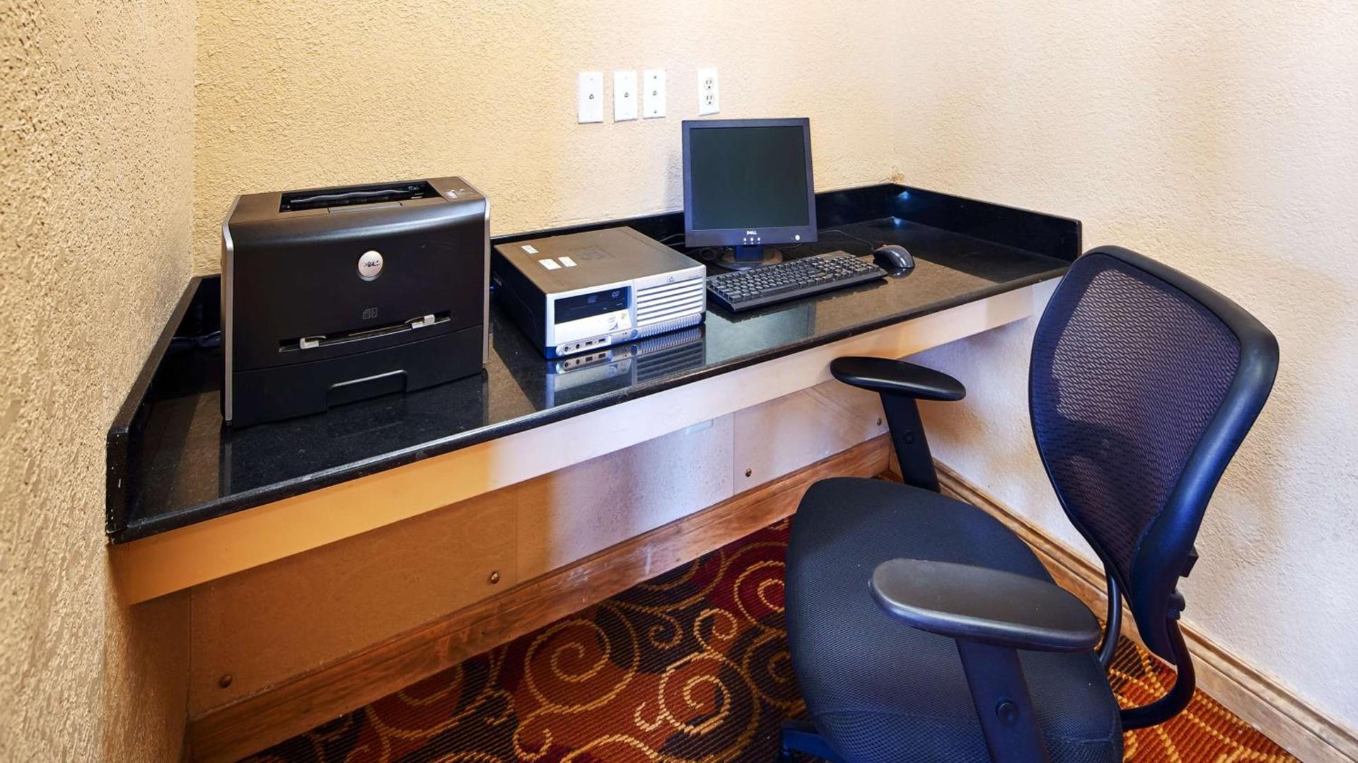 Best Western Martinsville Inn photo 8