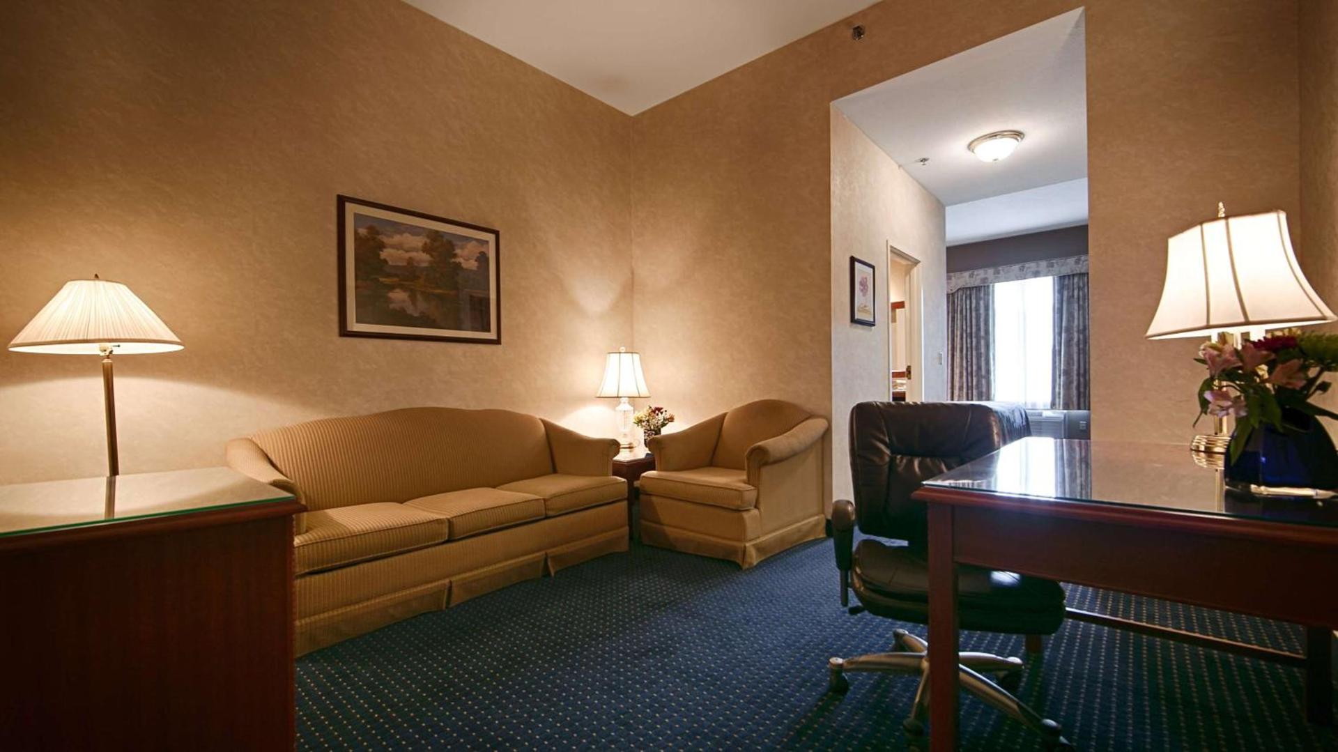 Best Western Plus Mentor-Cleveland Northeast photo 16