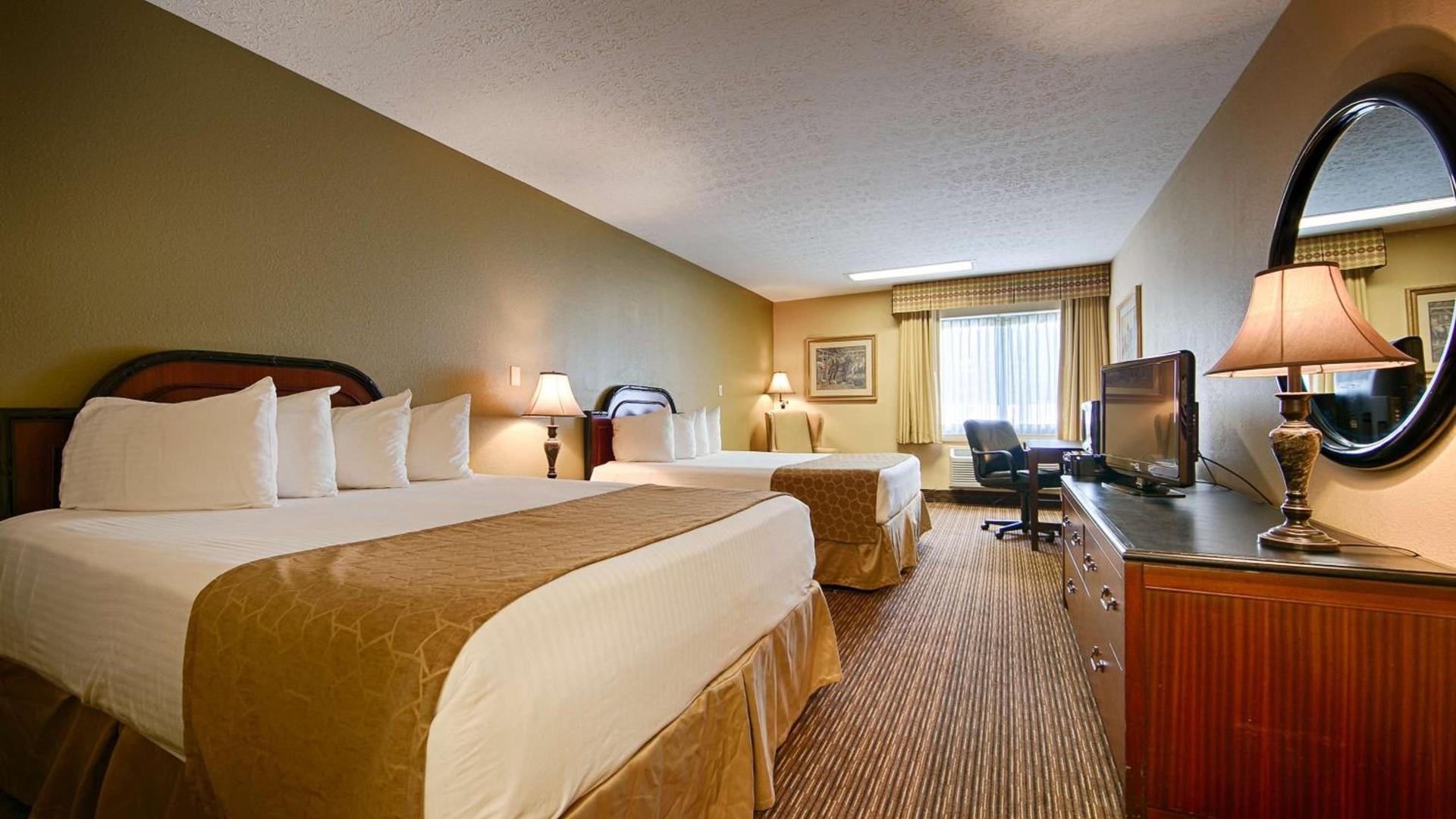 Best Western Shelbyville Lodge photo 19