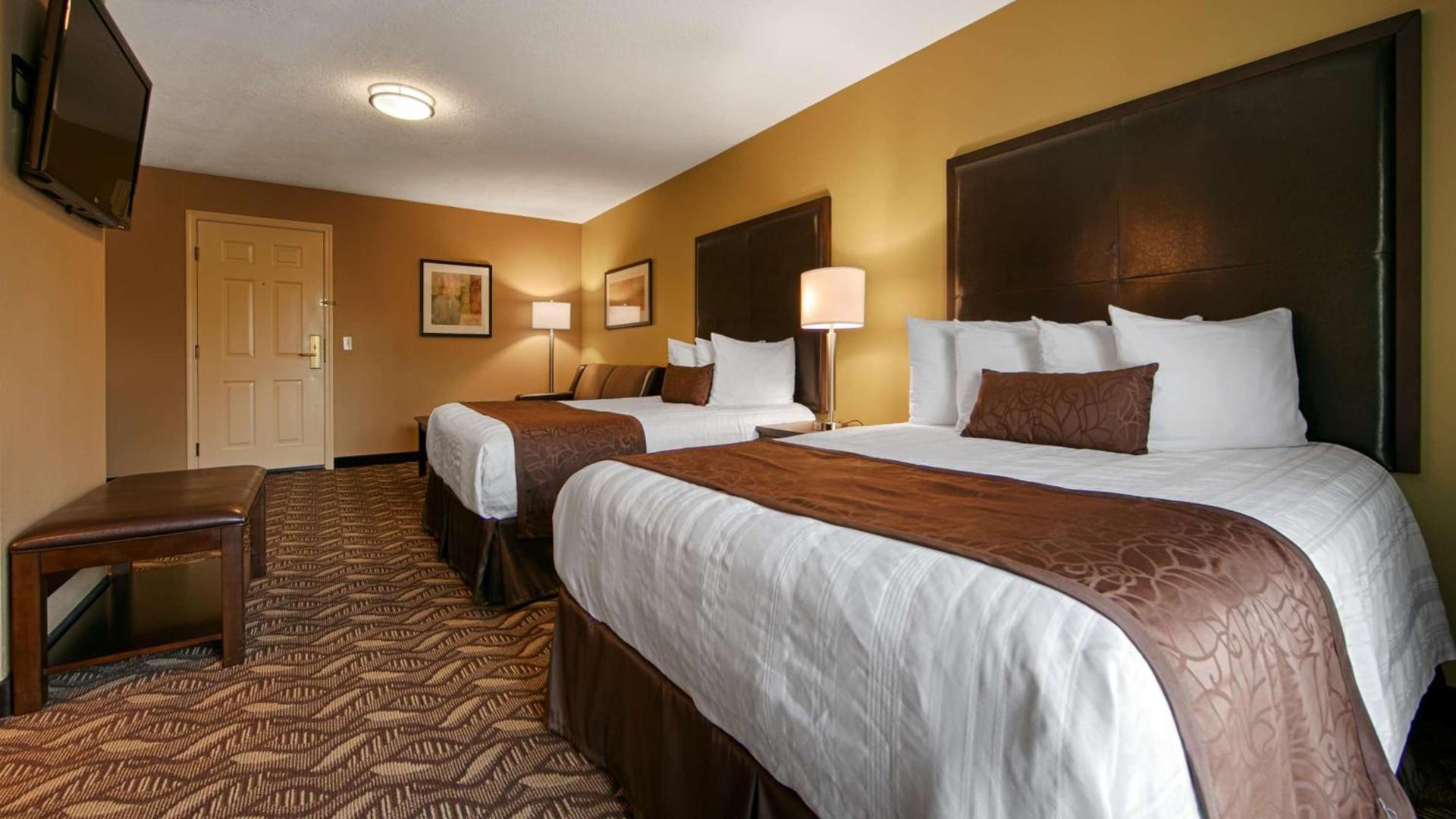 Best Western Plus Grand Manor Inn photo 10