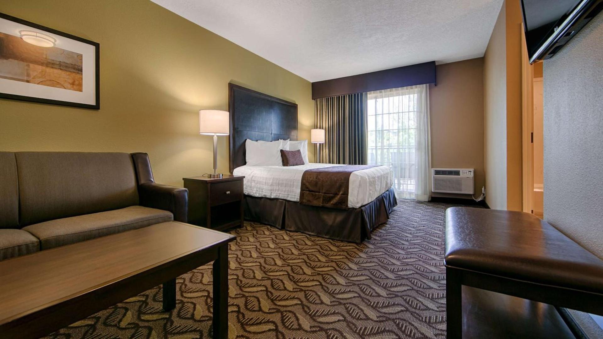 Best Western Plus Grand Manor Inn photo 13