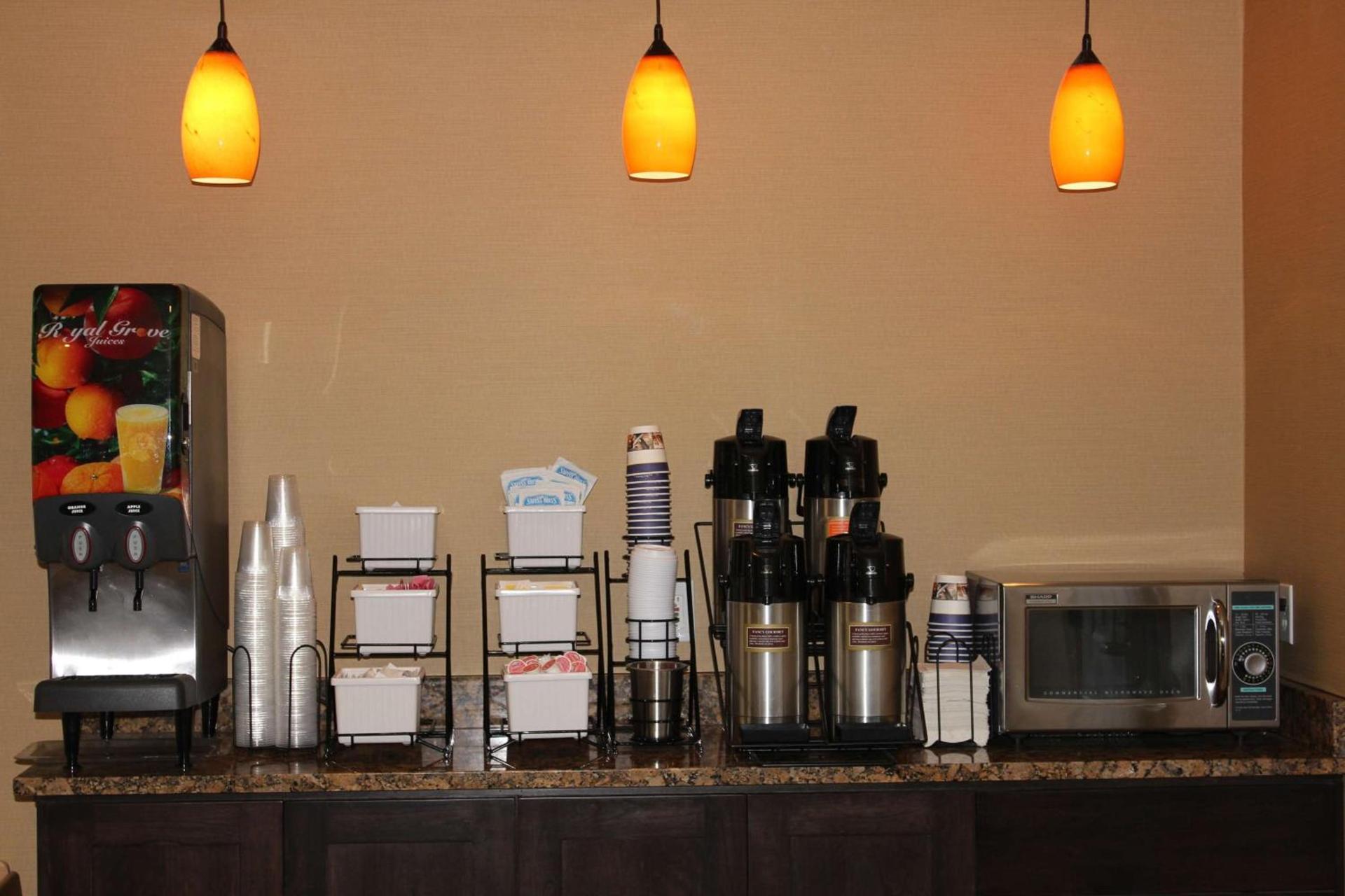 Best Western Plus Grand Manor Inn photo 24