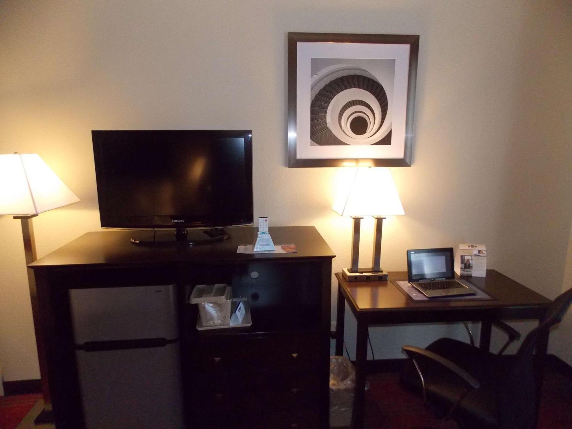 Best Western Springfield West Inn photo 12