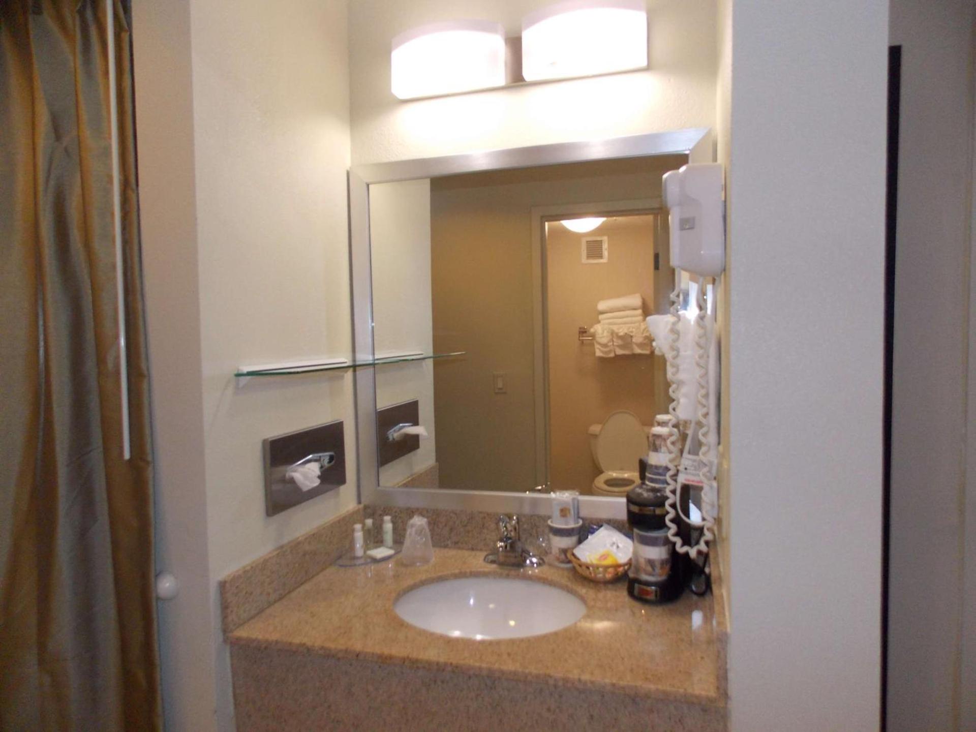 Best Western Springfield West Inn photo 9