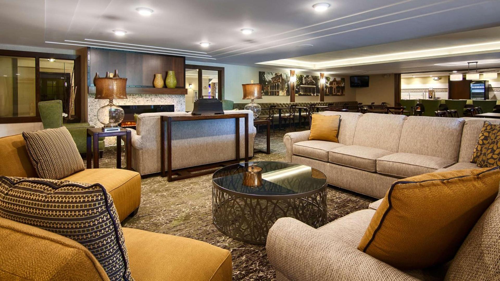 Best Western Plus New Ulm photo 3