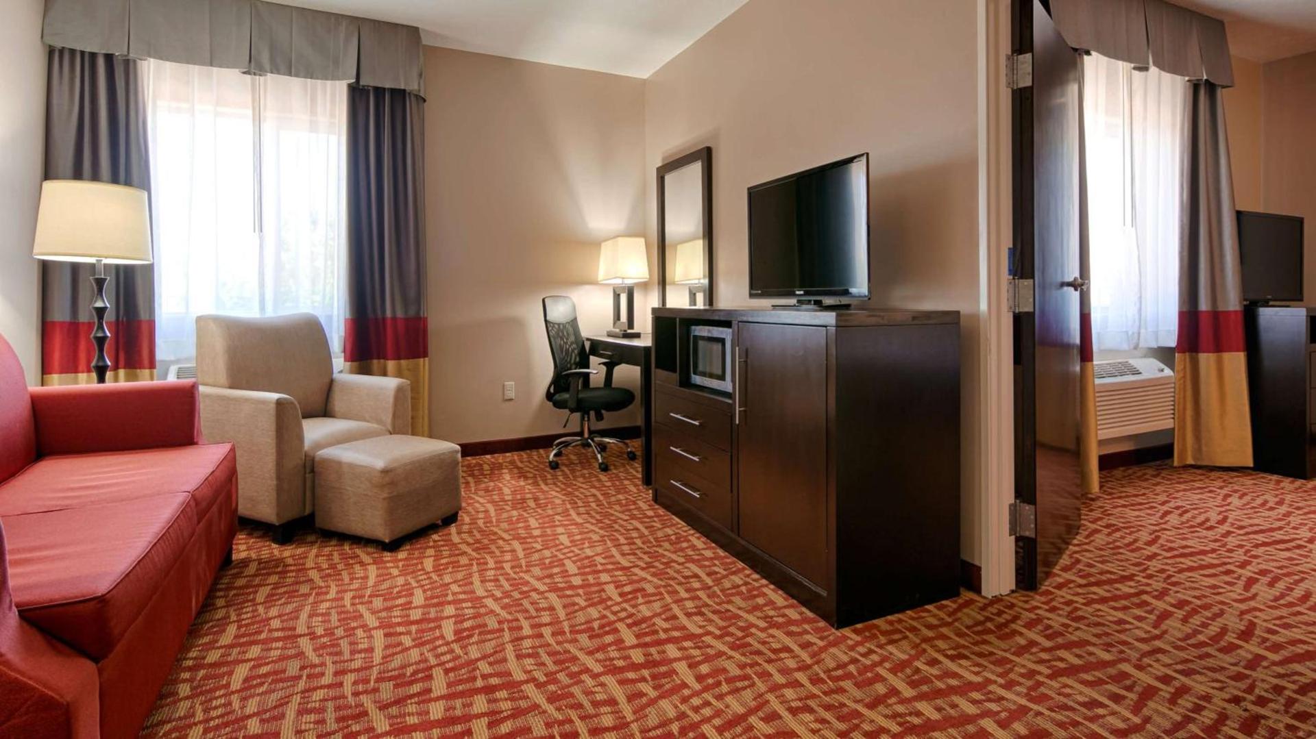 Best Western Plus Zion West photo 13