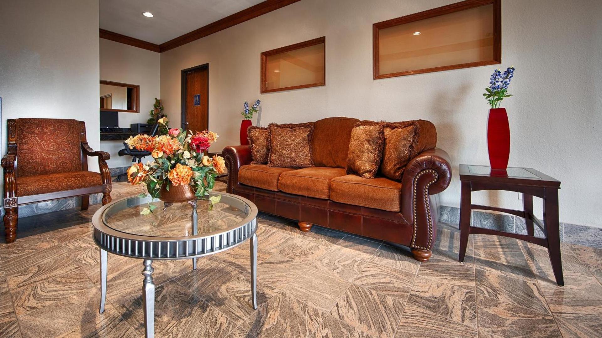 Best Western Regency Inn & Suites photo 5